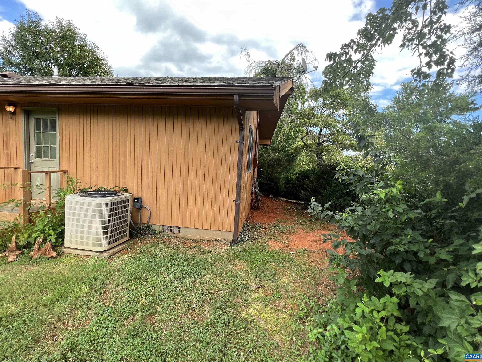 UNKNOWN - Residential Lease