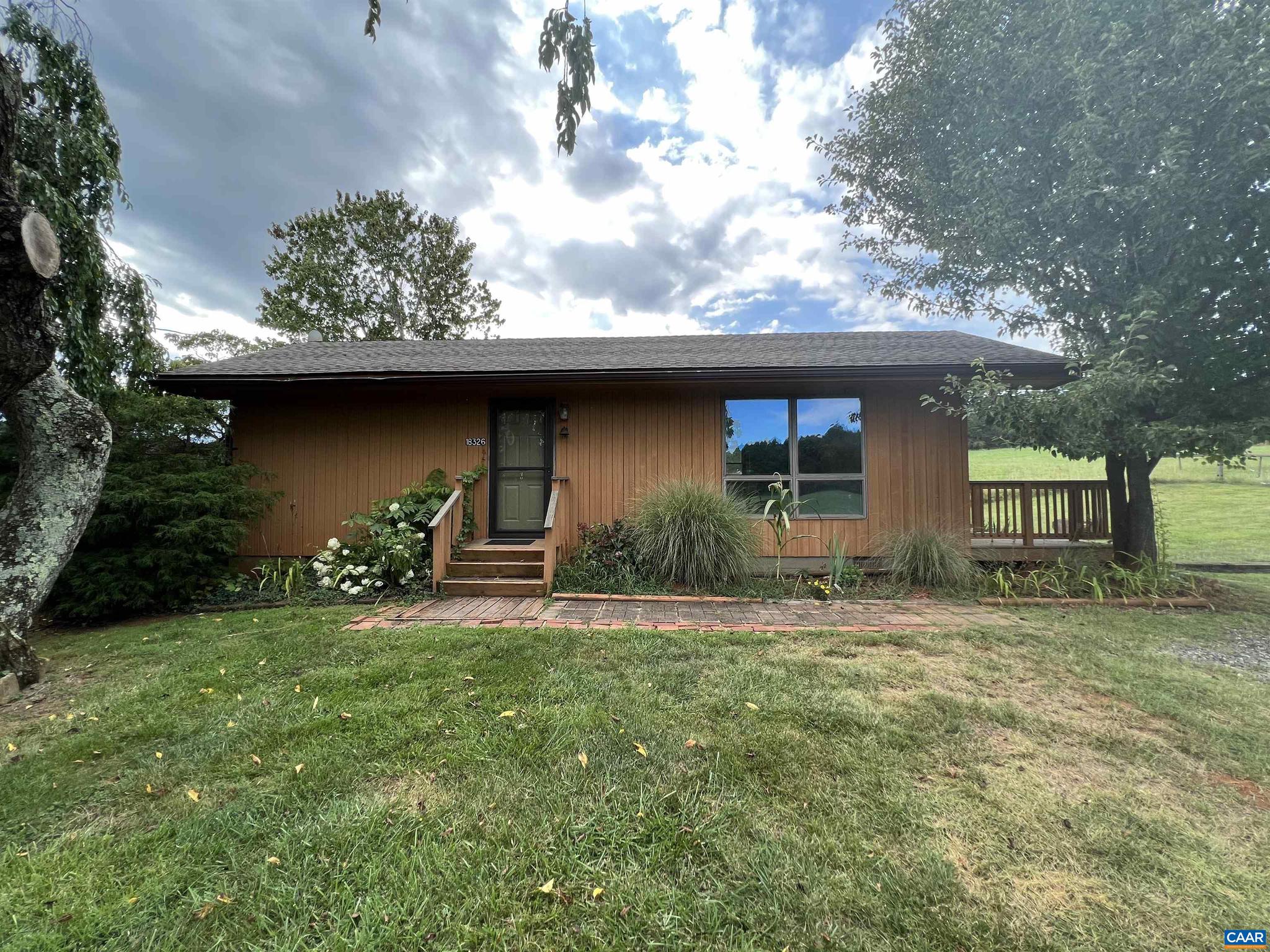 UNKNOWN - Residential Lease