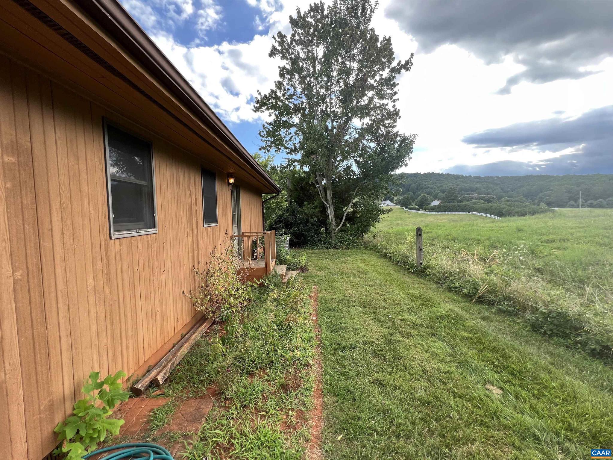 UNKNOWN - Residential Lease