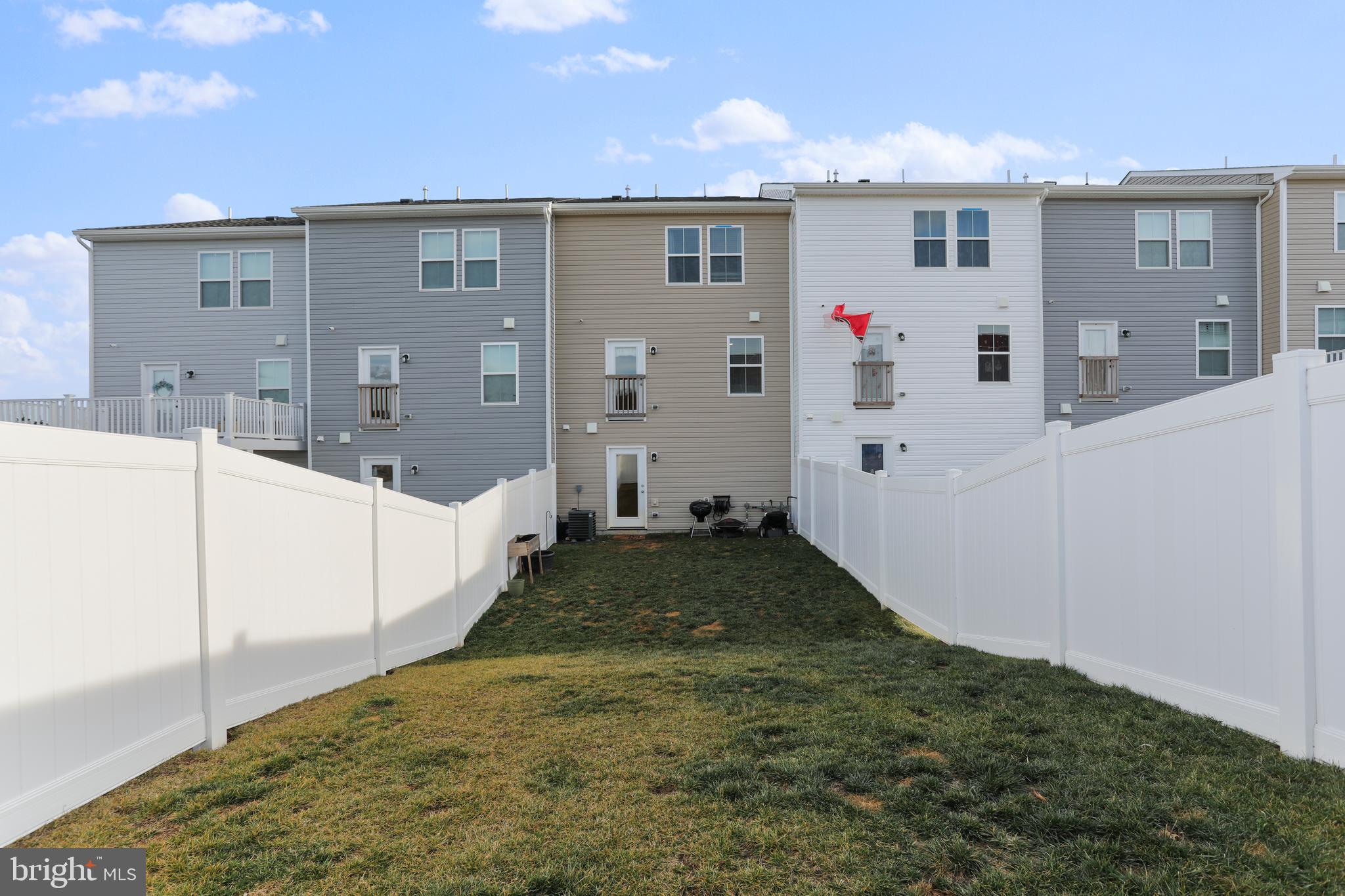 DILLON FARM - Residential