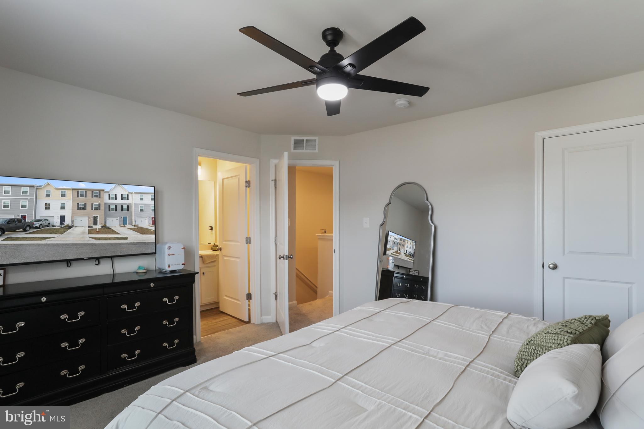 DILLON FARM - Residential