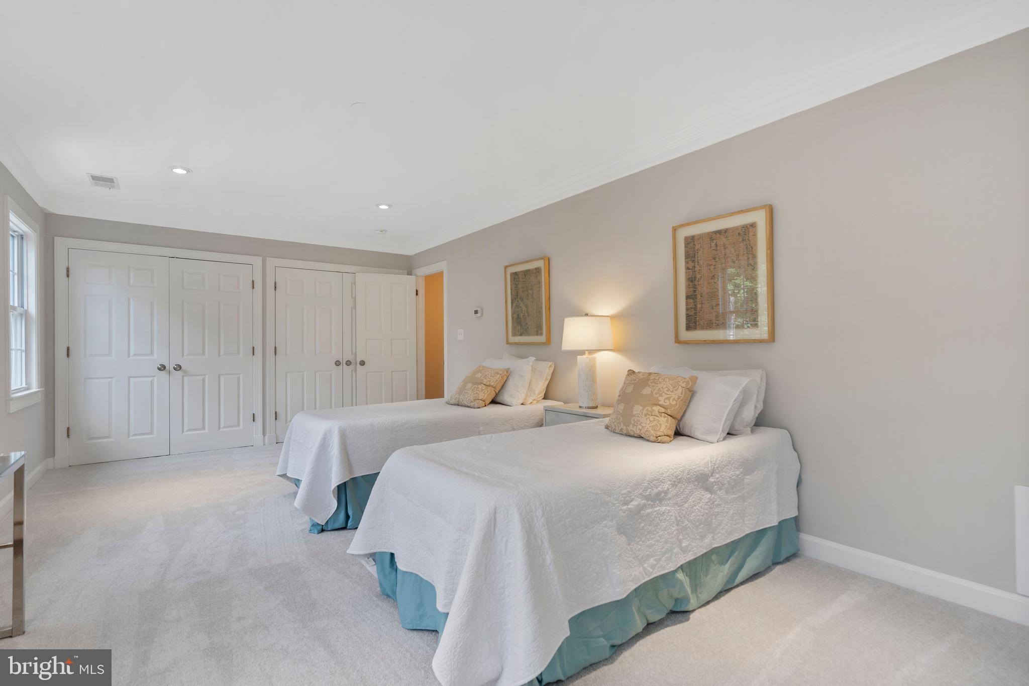 ARDEN ACRES - Residential