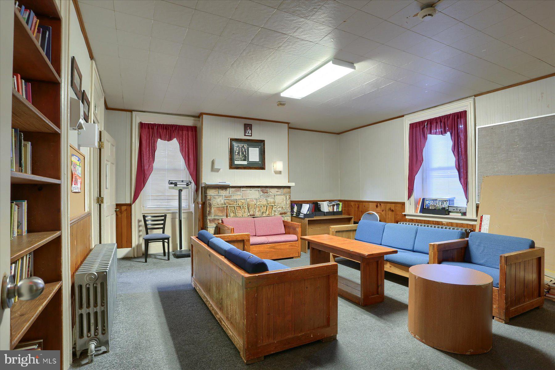 HARRISBURG - Residential