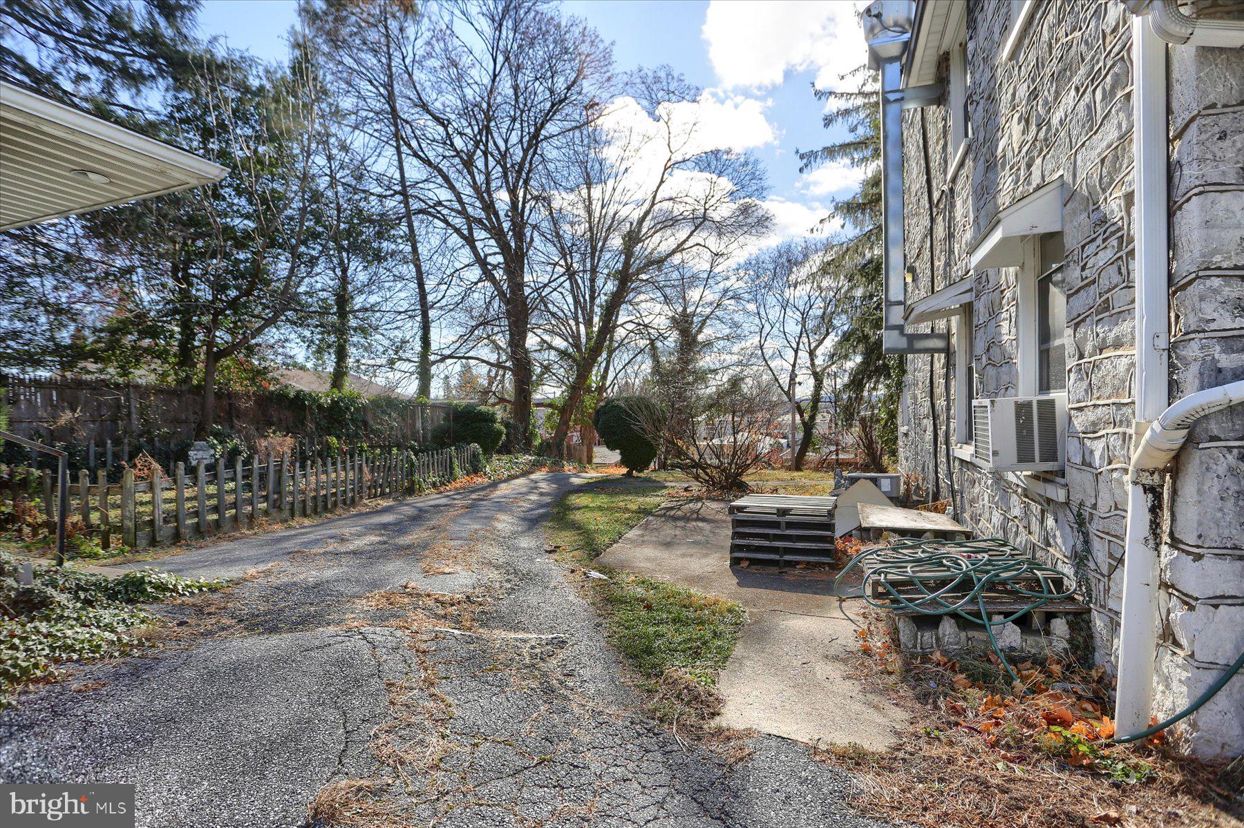 HARRISBURG - Residential