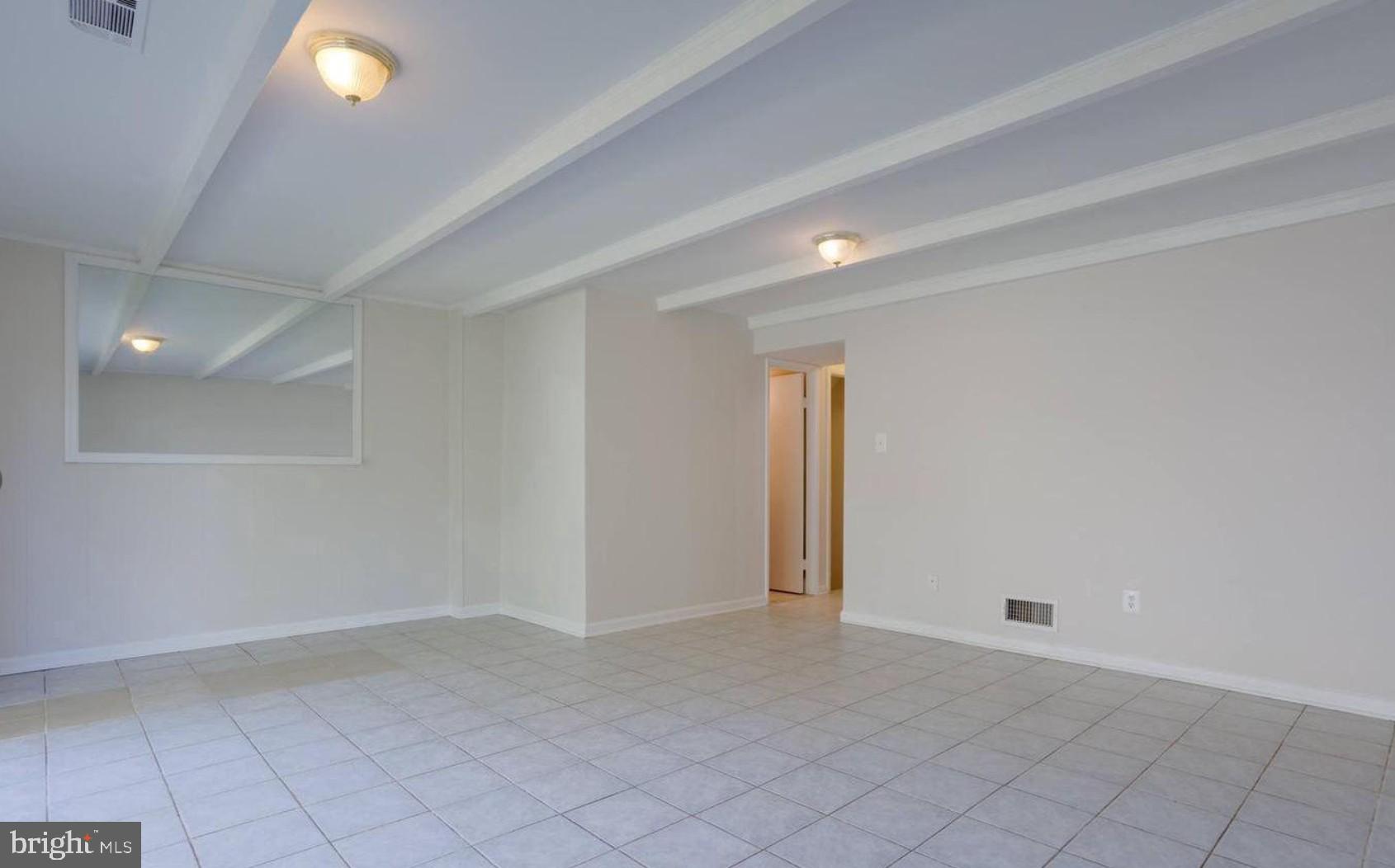 CANTERBURY WOODS - Residential Lease