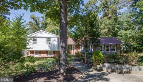 8524 CANTERBURY DRIVE ANNANDALE VA 22003