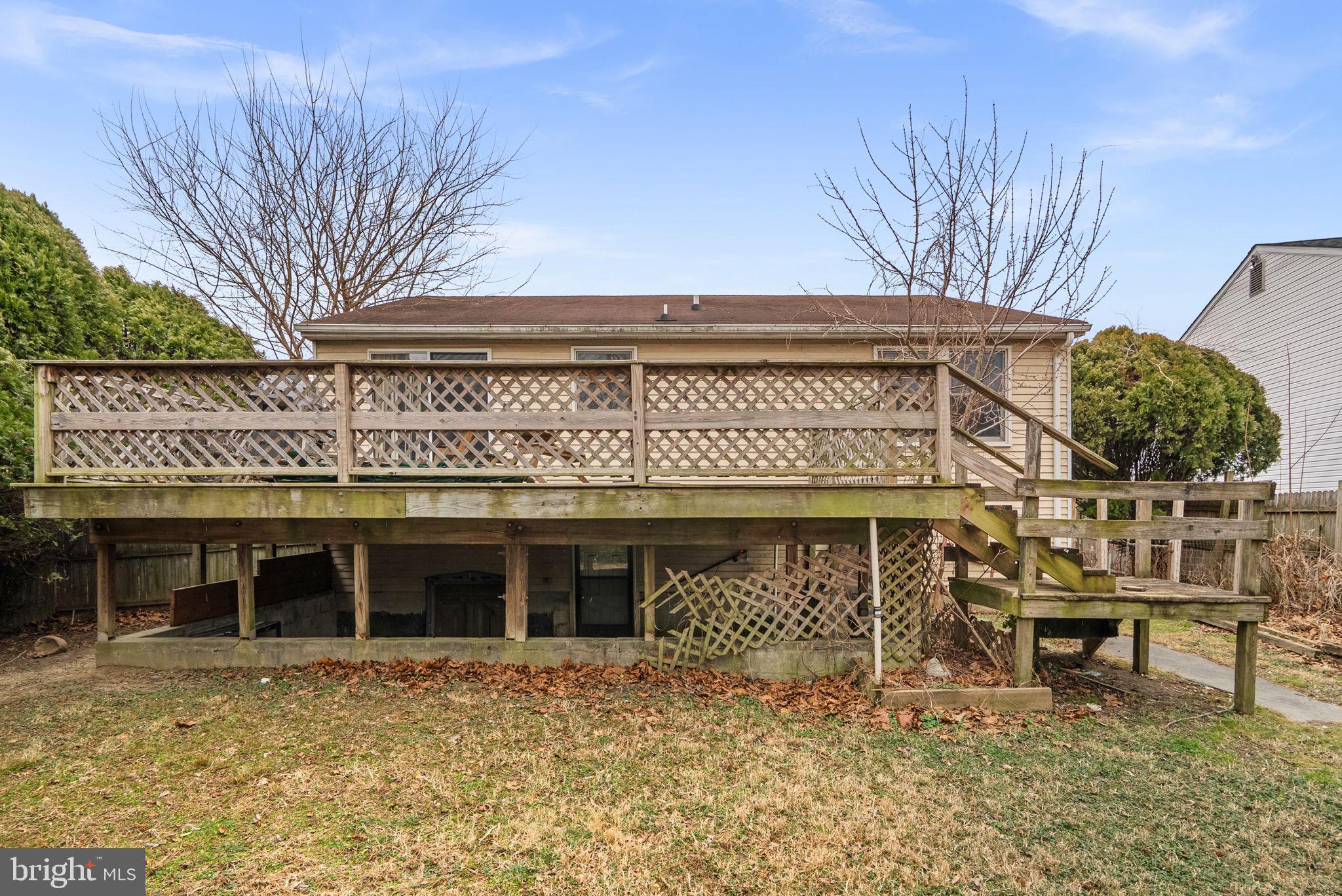 GOLDEN TREE - Residential