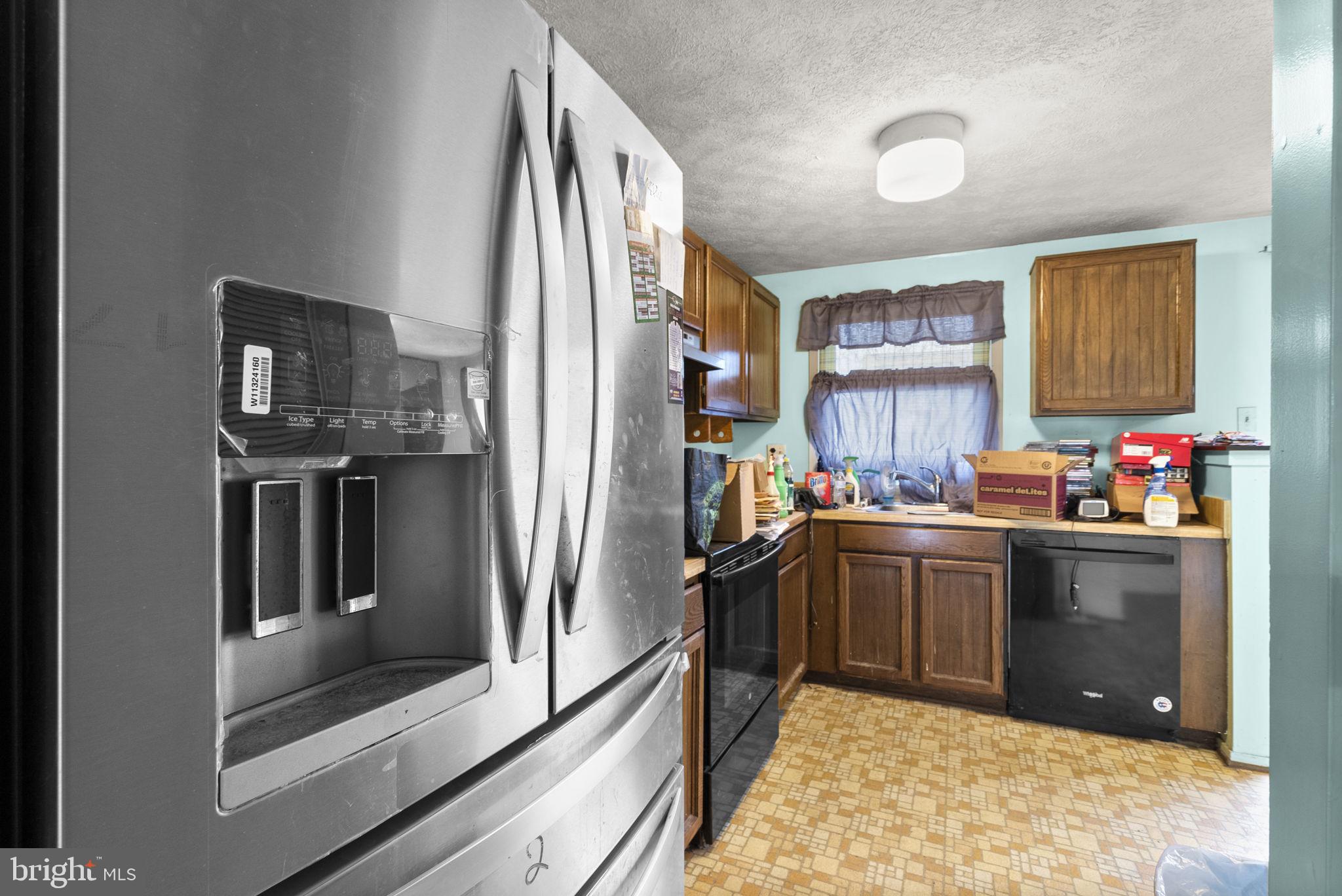 GOLDEN TREE - Residential