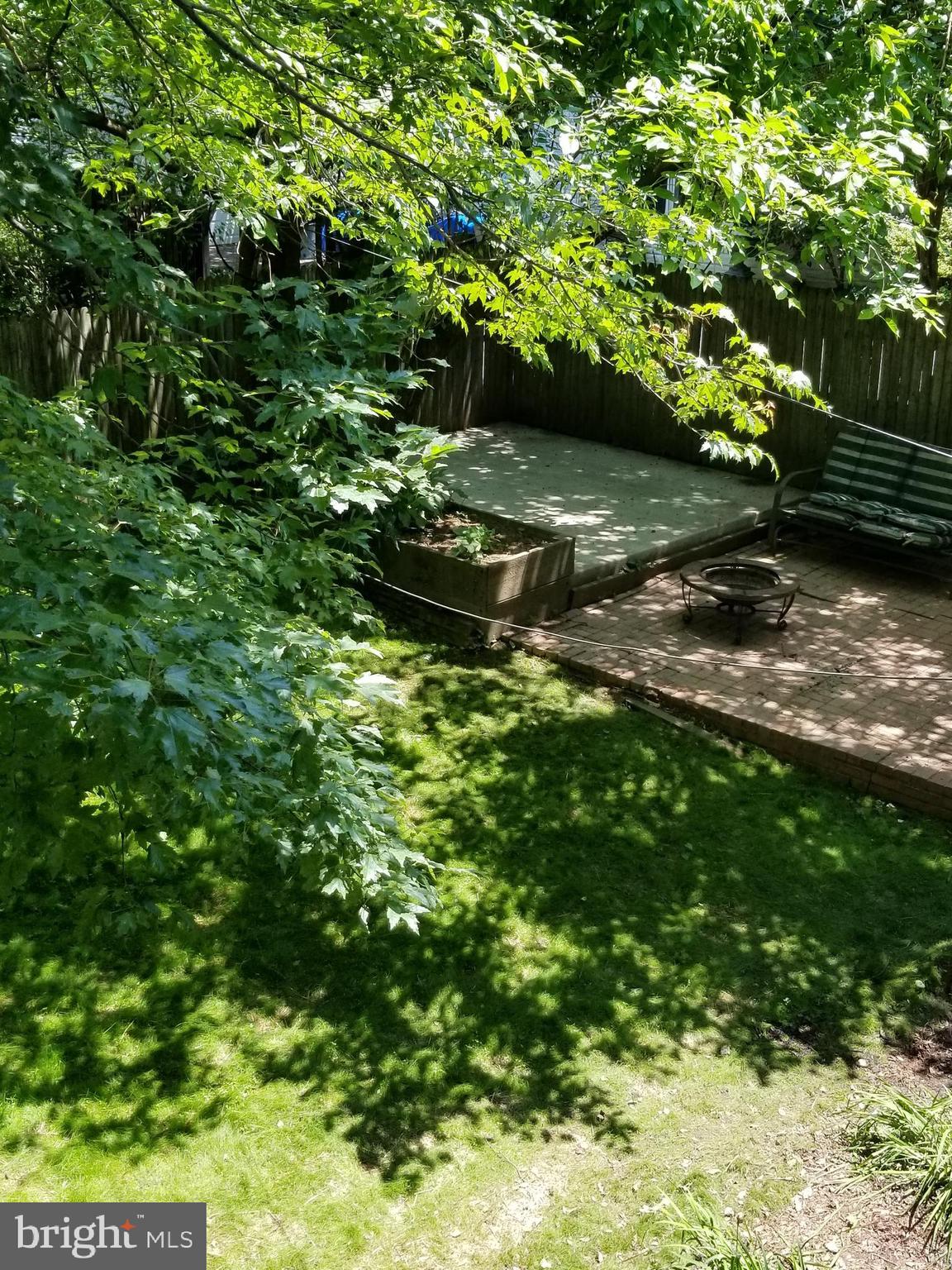 MADISON MANOR - Residential Lease