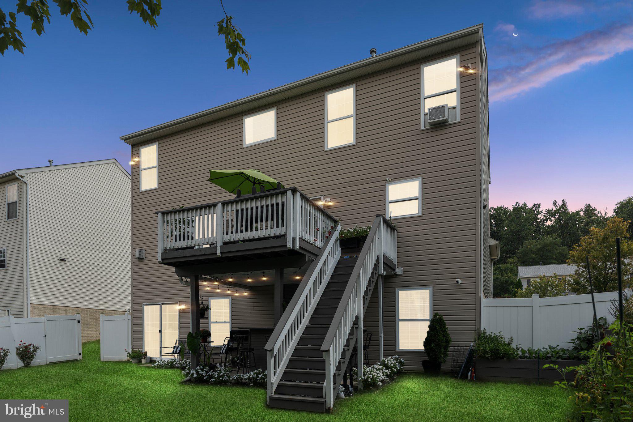 PERRY RIDGE - Residential