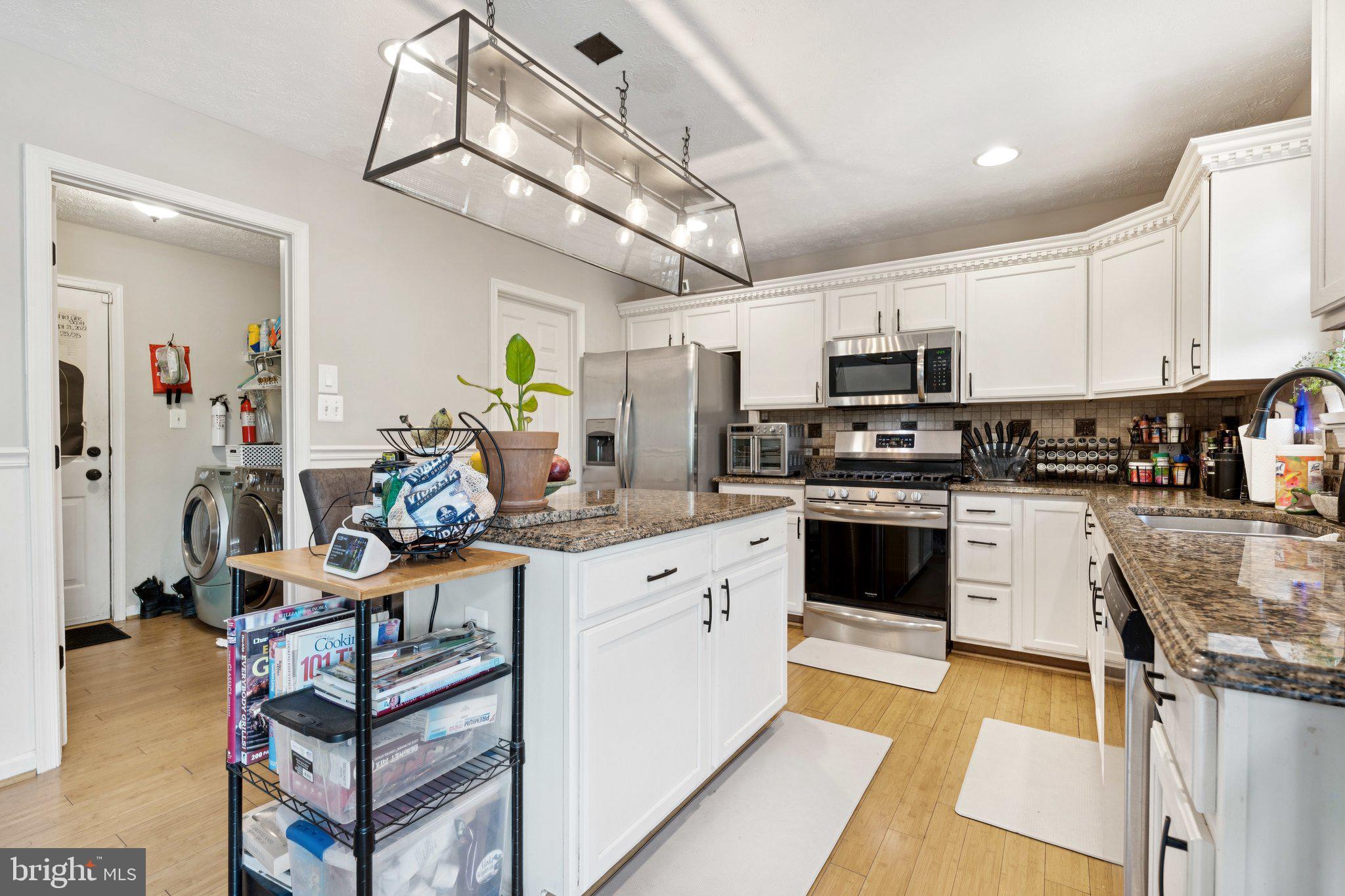 PERRY RIDGE - Residential
