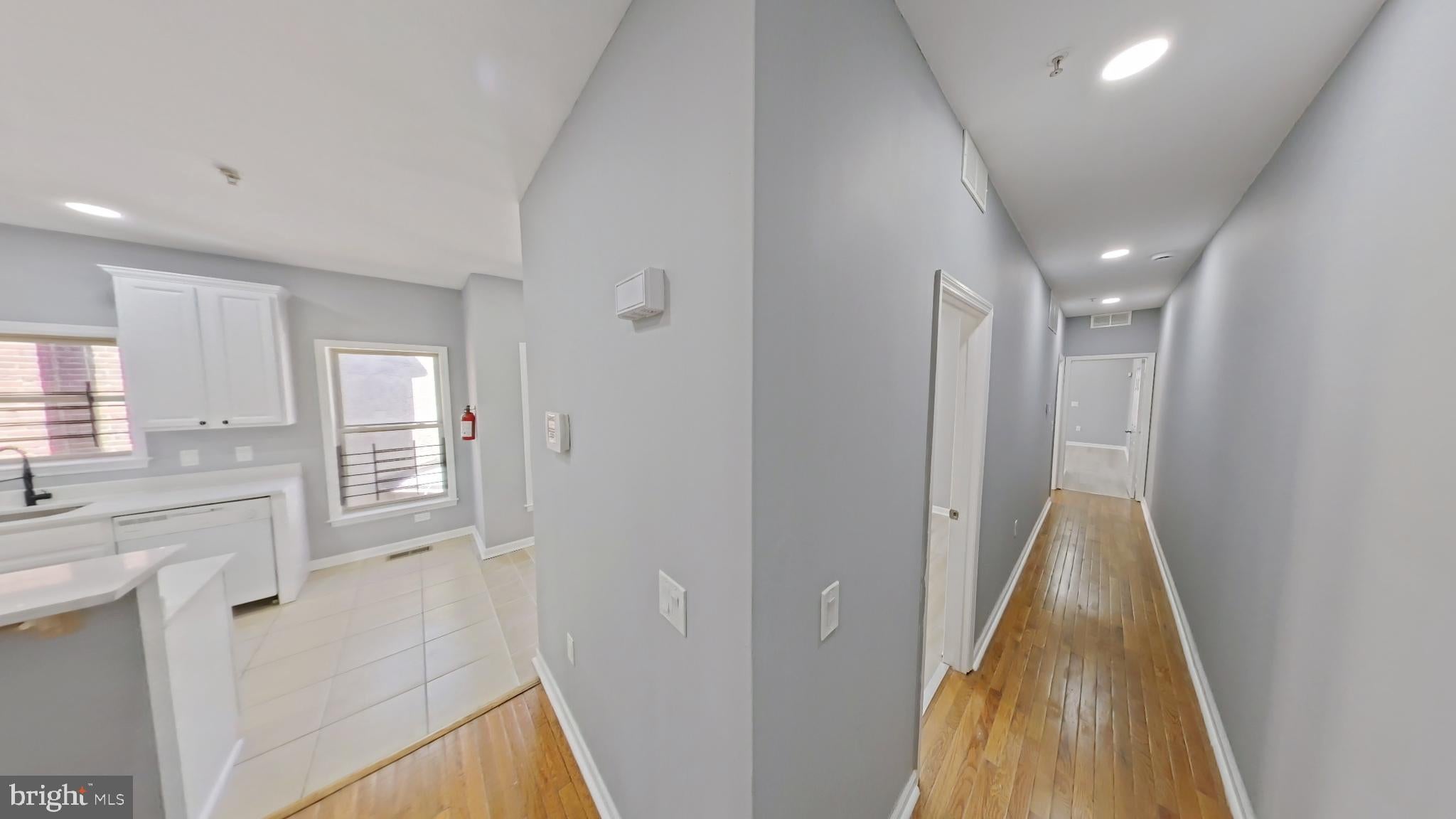 1831 W DIAMOND STREET 3