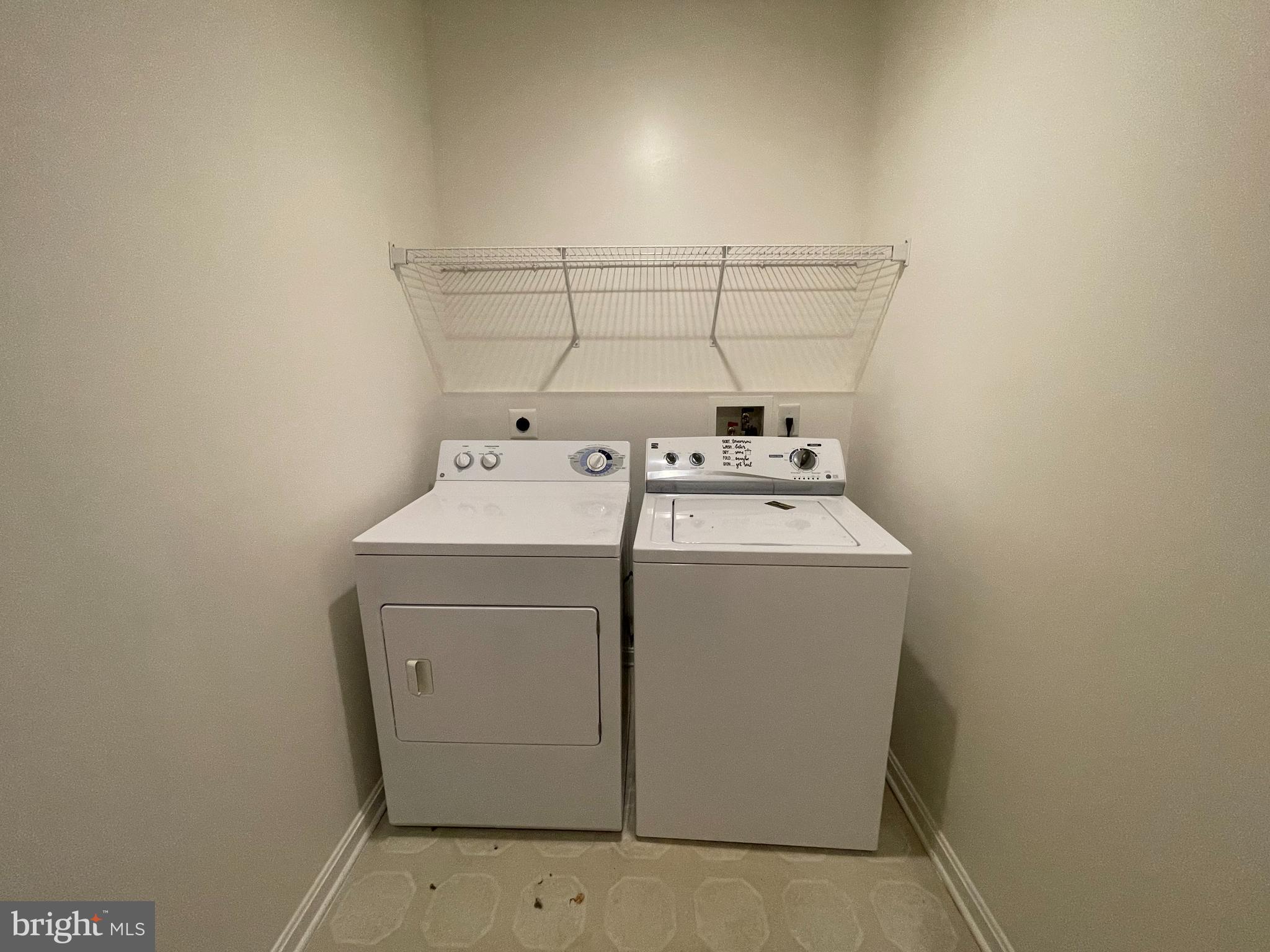 AVON CREST - Residential Lease