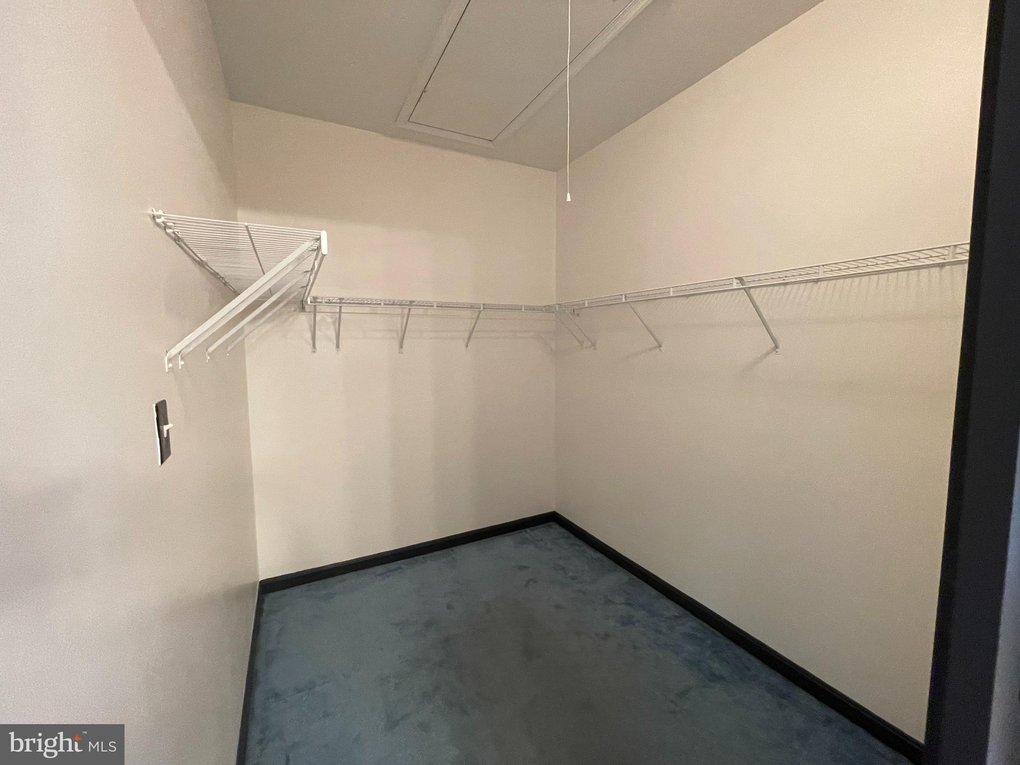 AVON CREST - Residential Lease