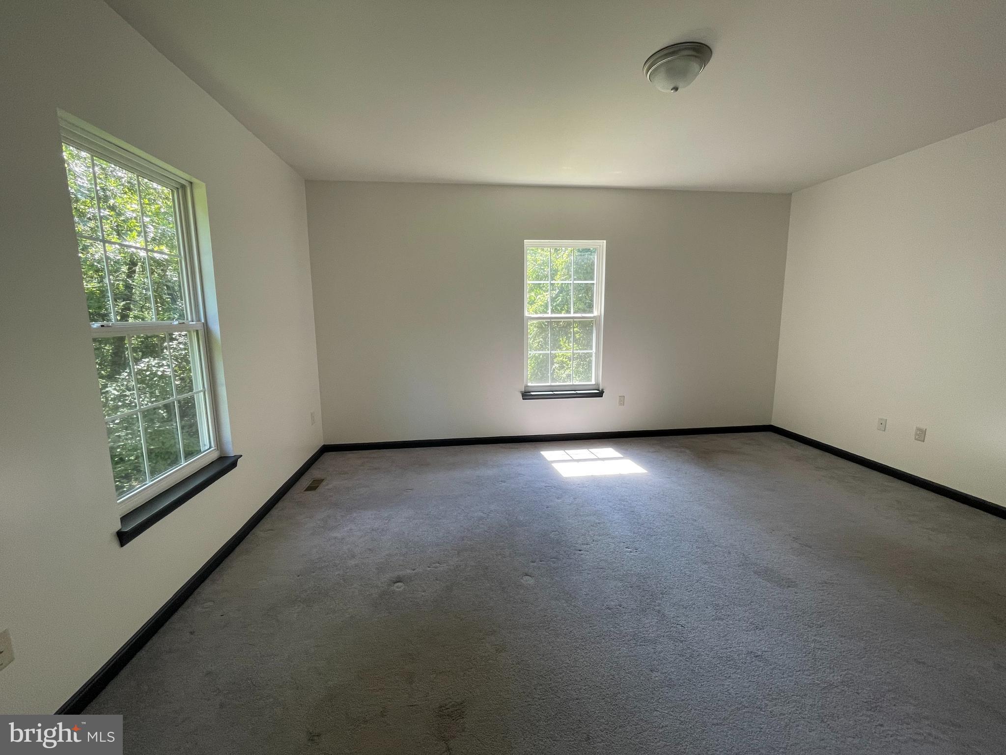 AVON CREST - Residential Lease