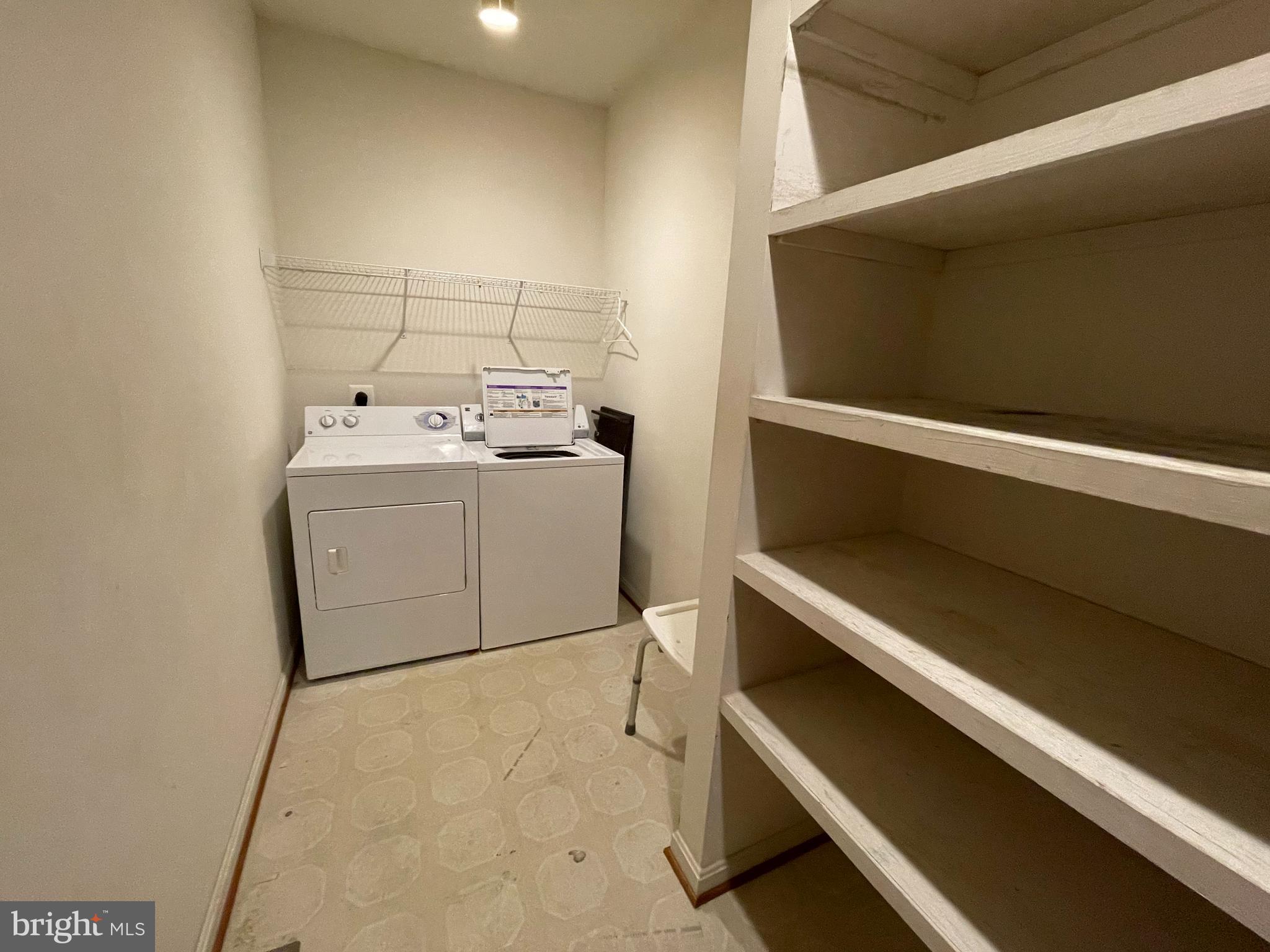 AVON CREST - Residential Lease