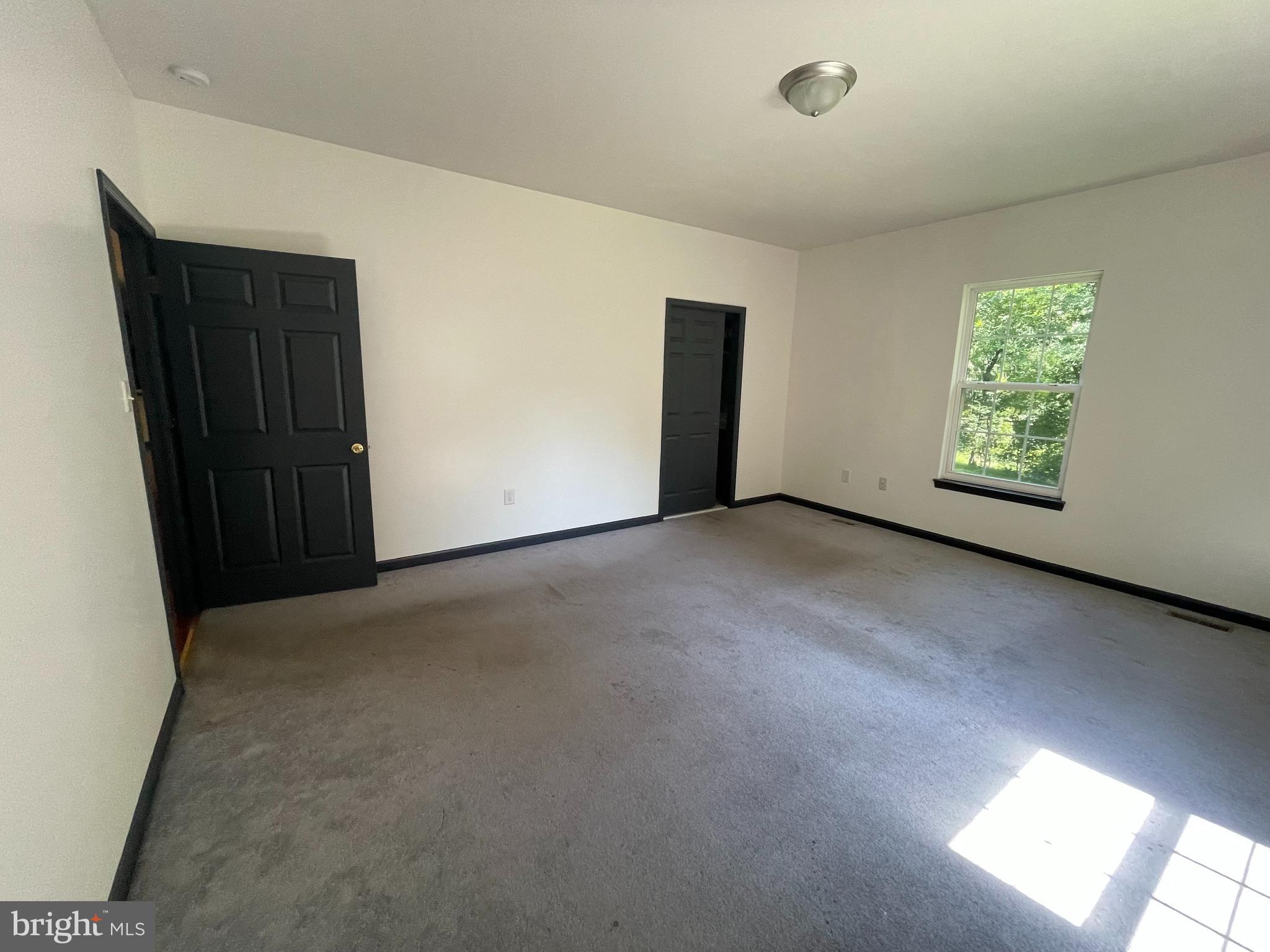 AVON CREST - Residential Lease