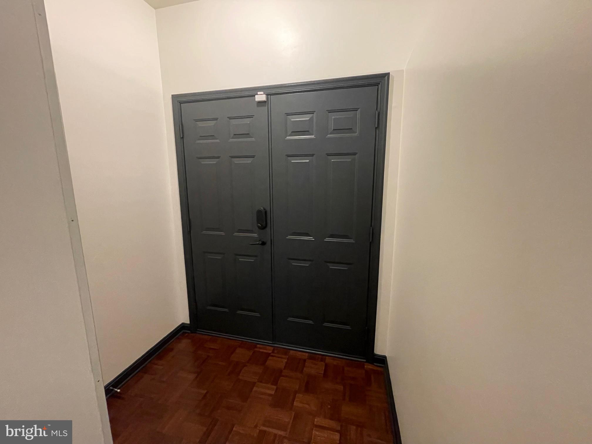 AVON CREST - Residential Lease