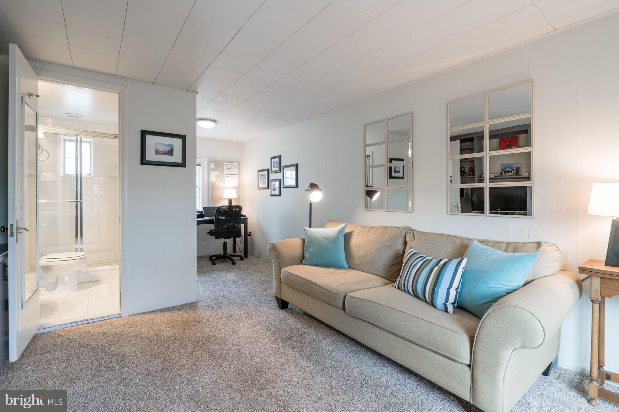 BEVERLY HILLS - Residential