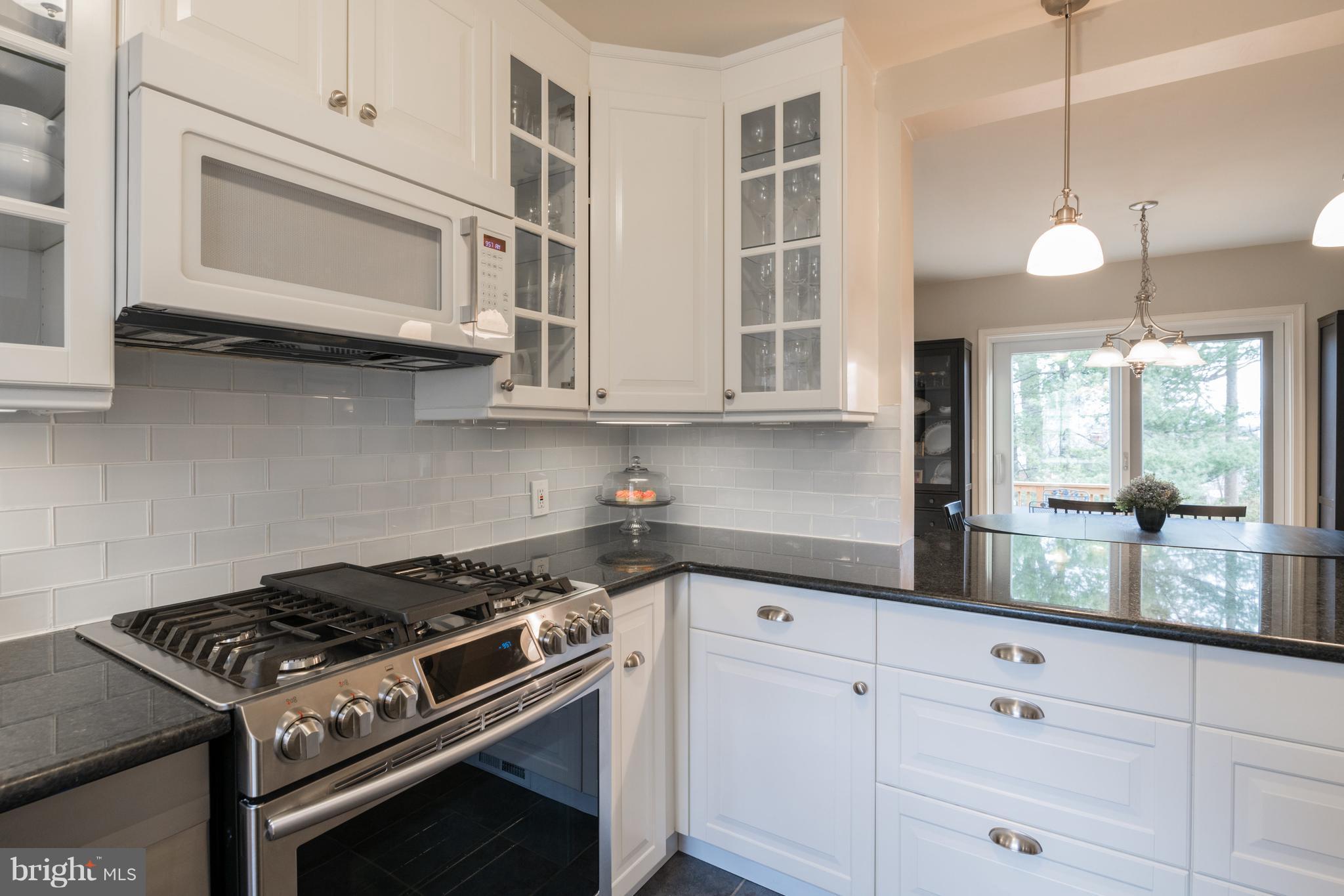 BEVERLY HILLS - Residential