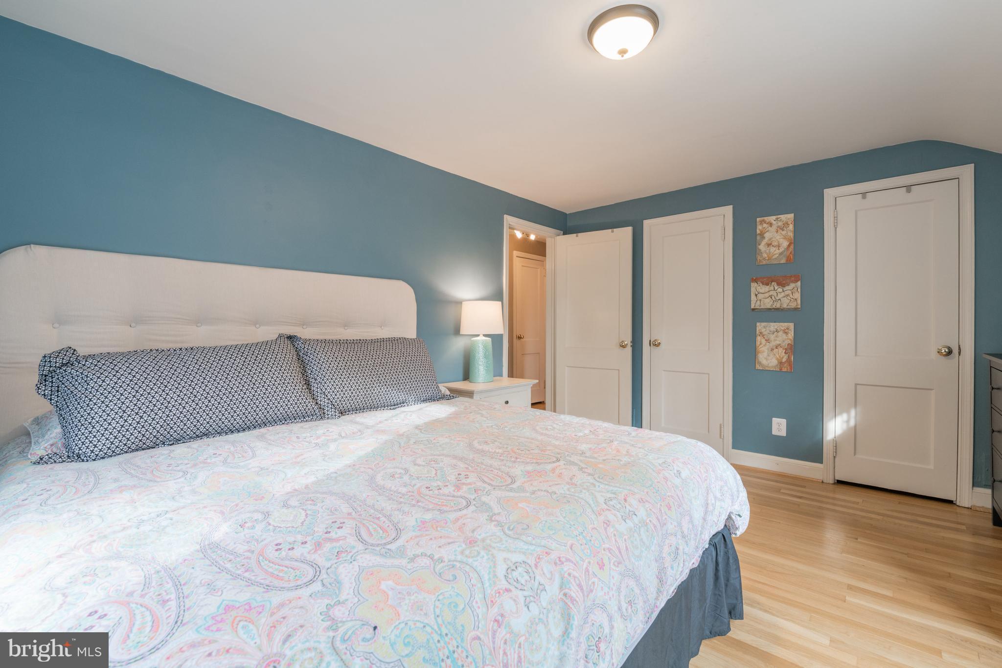 BEVERLY HILLS - Residential