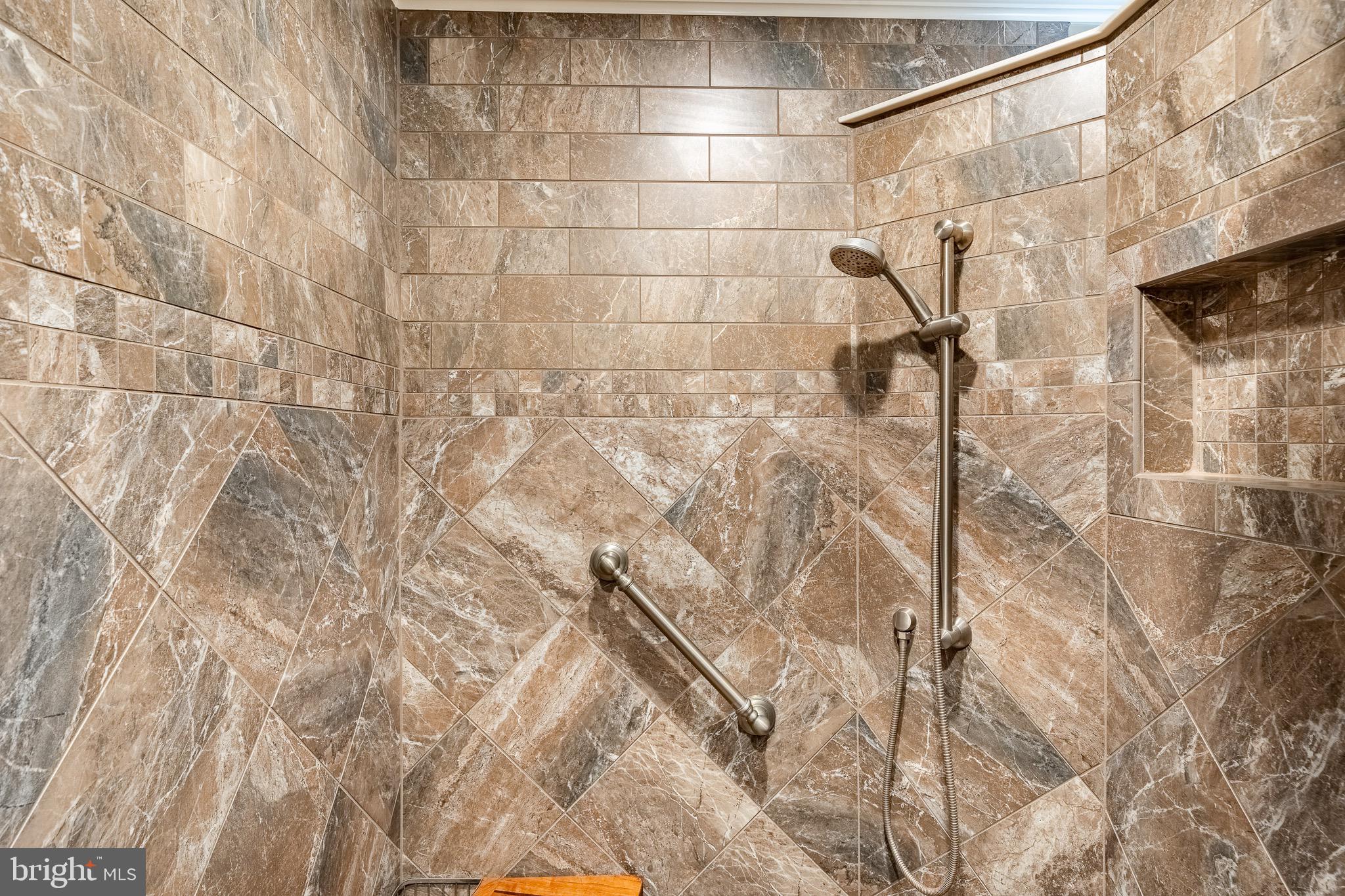 WEATHERSTONE - Residential