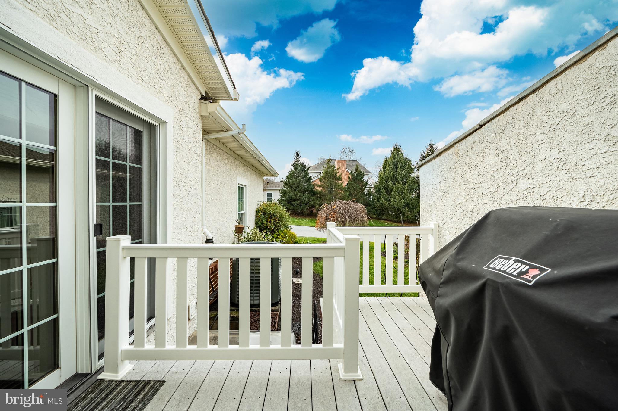 WEATHERSTONE - Residential