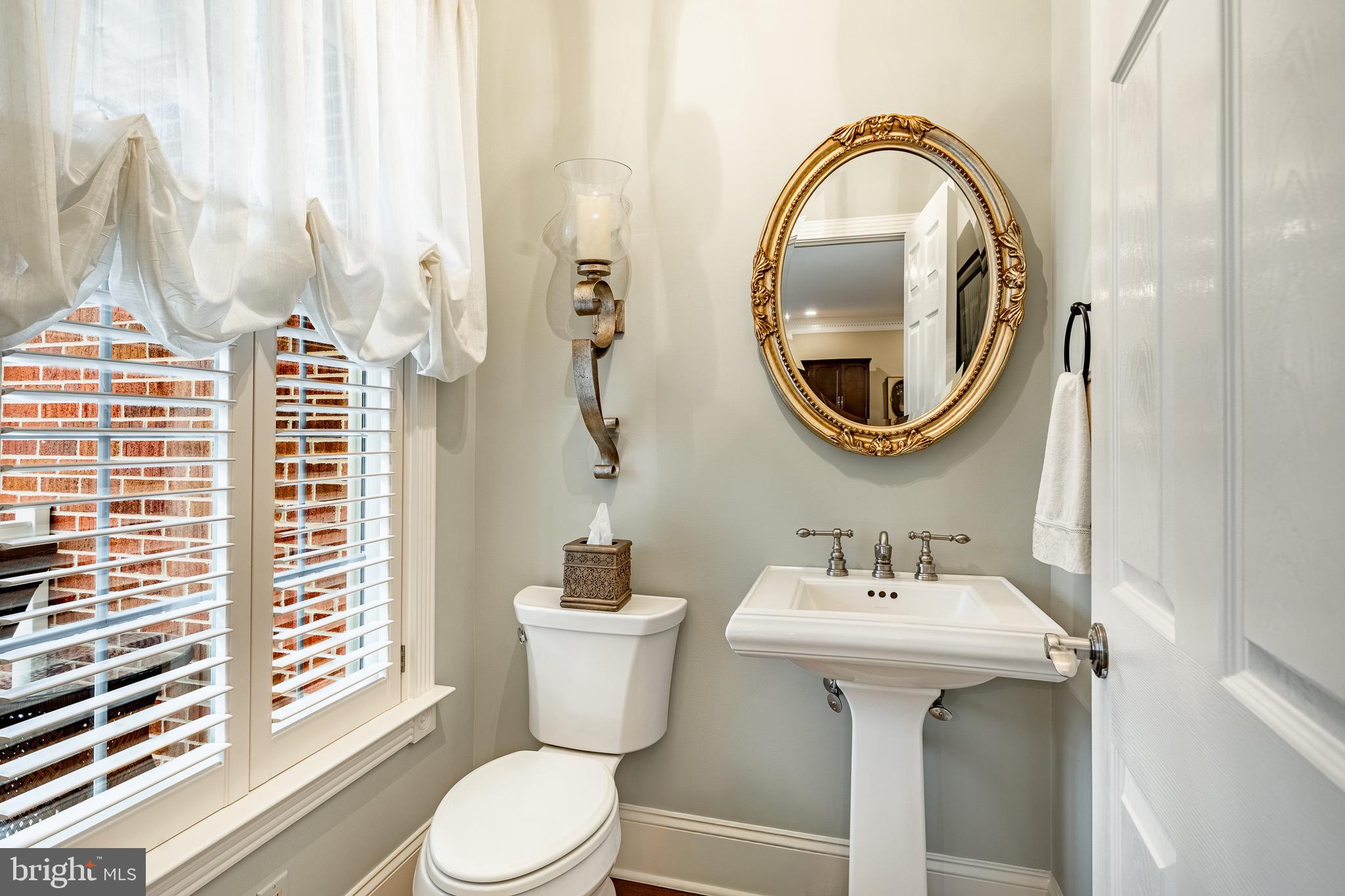 WEATHERSTONE - Residential