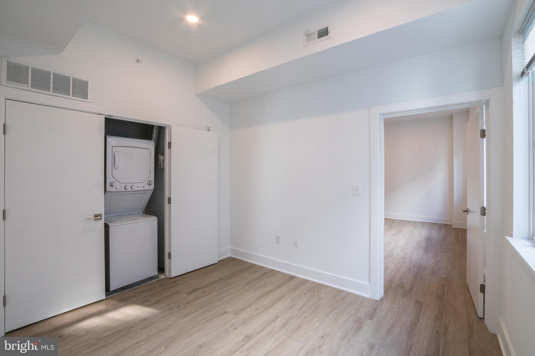 GRADUATE HOSPITAL - Residential Lease