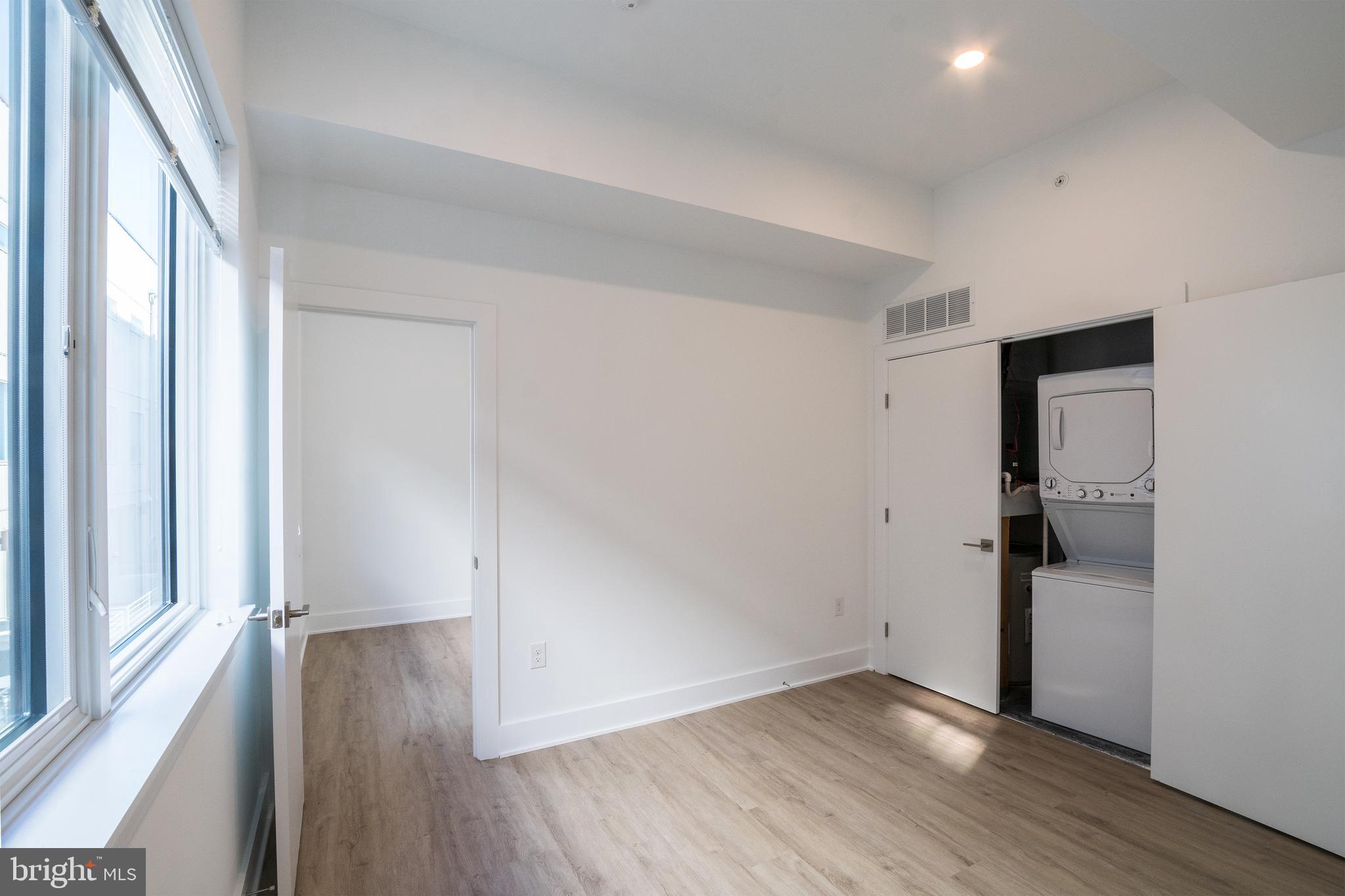 GRADUATE HOSPITAL - Residential Lease