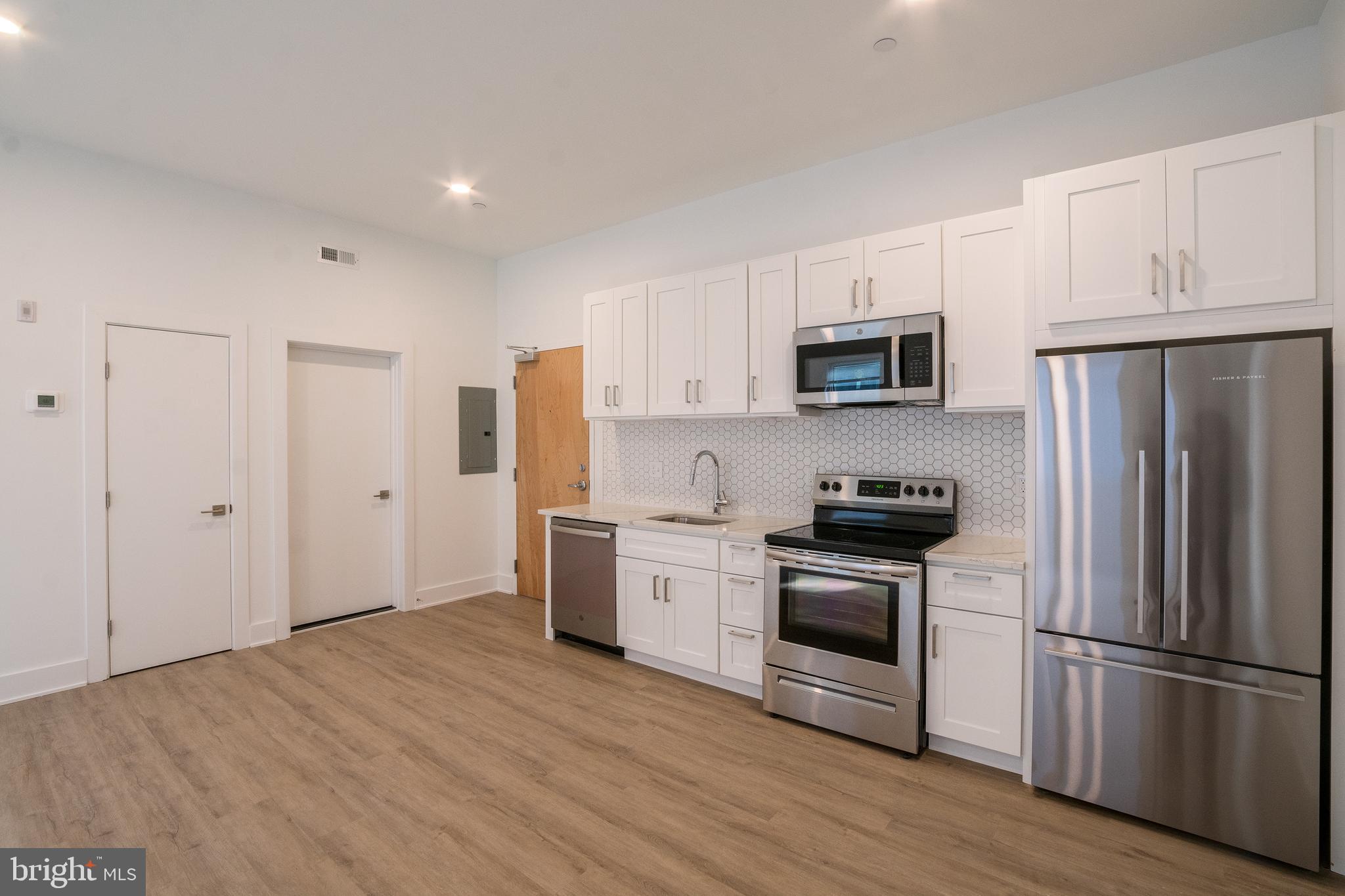 GRADUATE HOSPITAL - Residential Lease