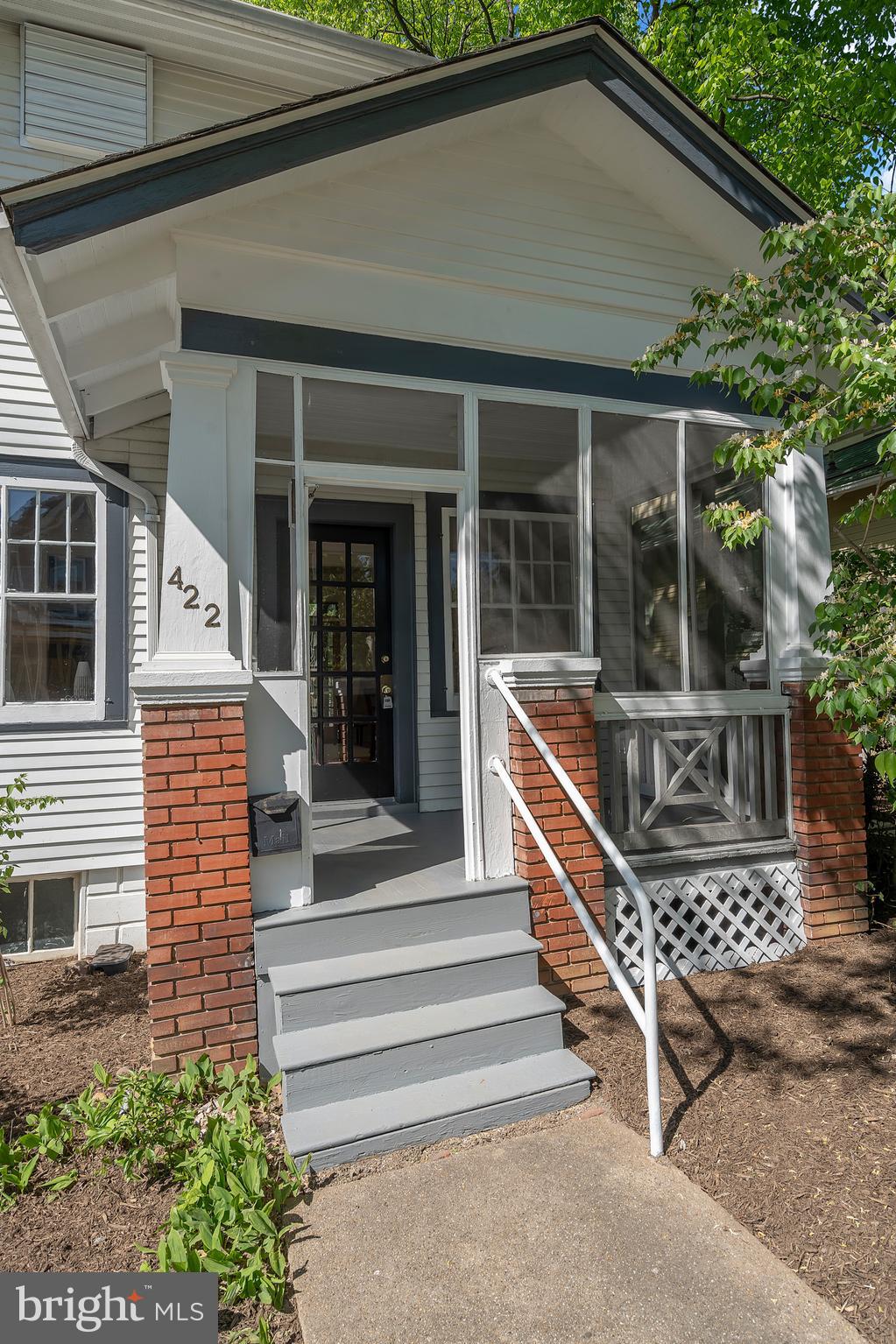 422 N EDGEWOOD STREET