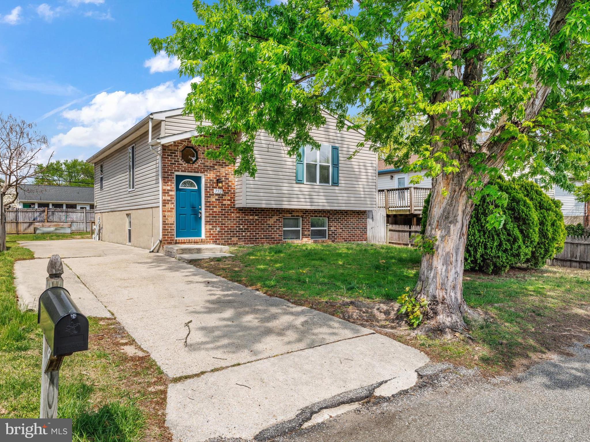 PASADENA - Residential