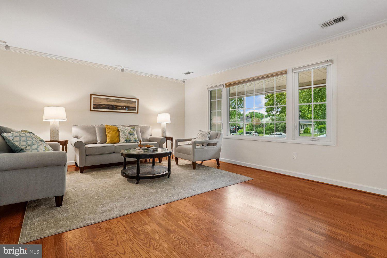 7223 WICKFORD DRIVE