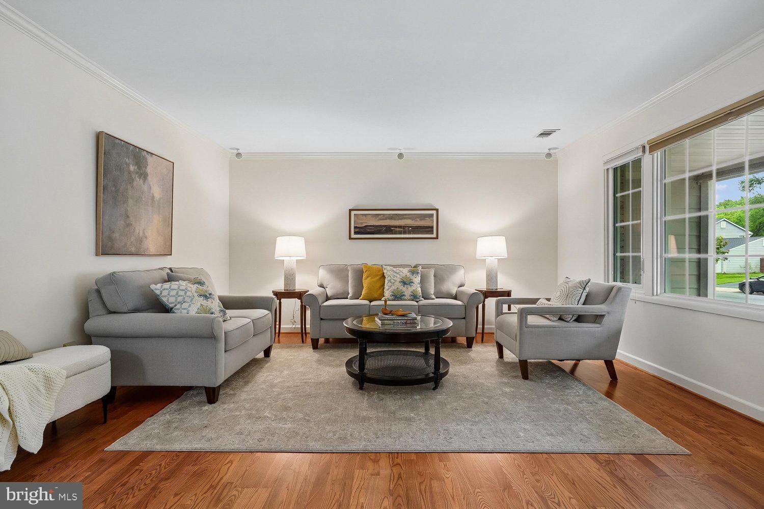 7223 WICKFORD DRIVE