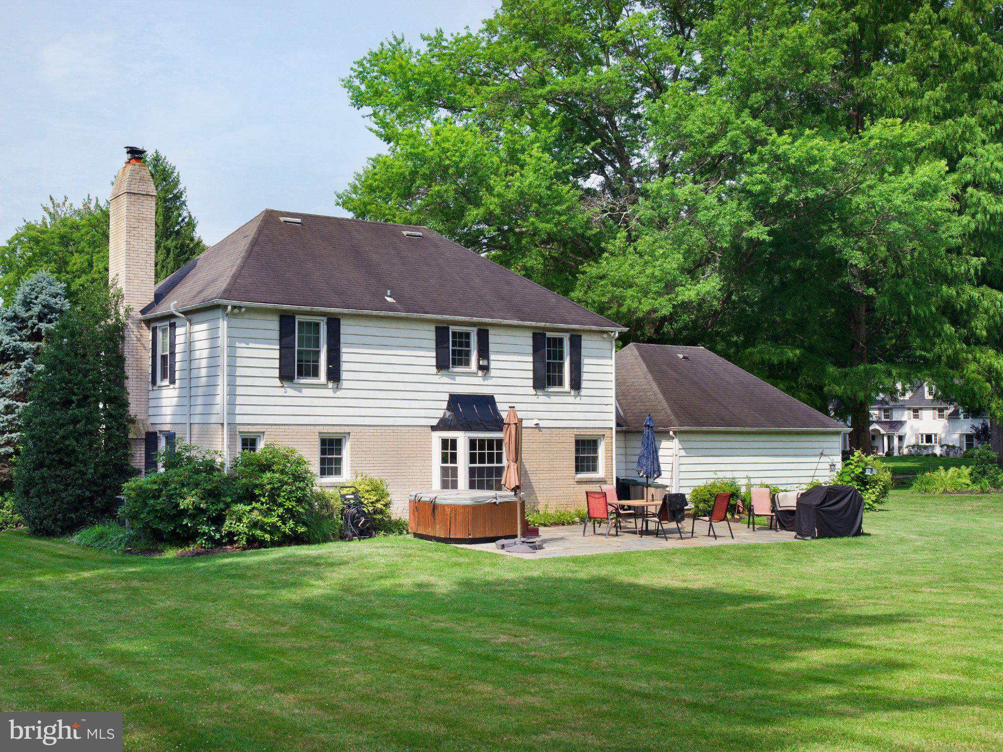 305 CONTINENTAL DRIVE