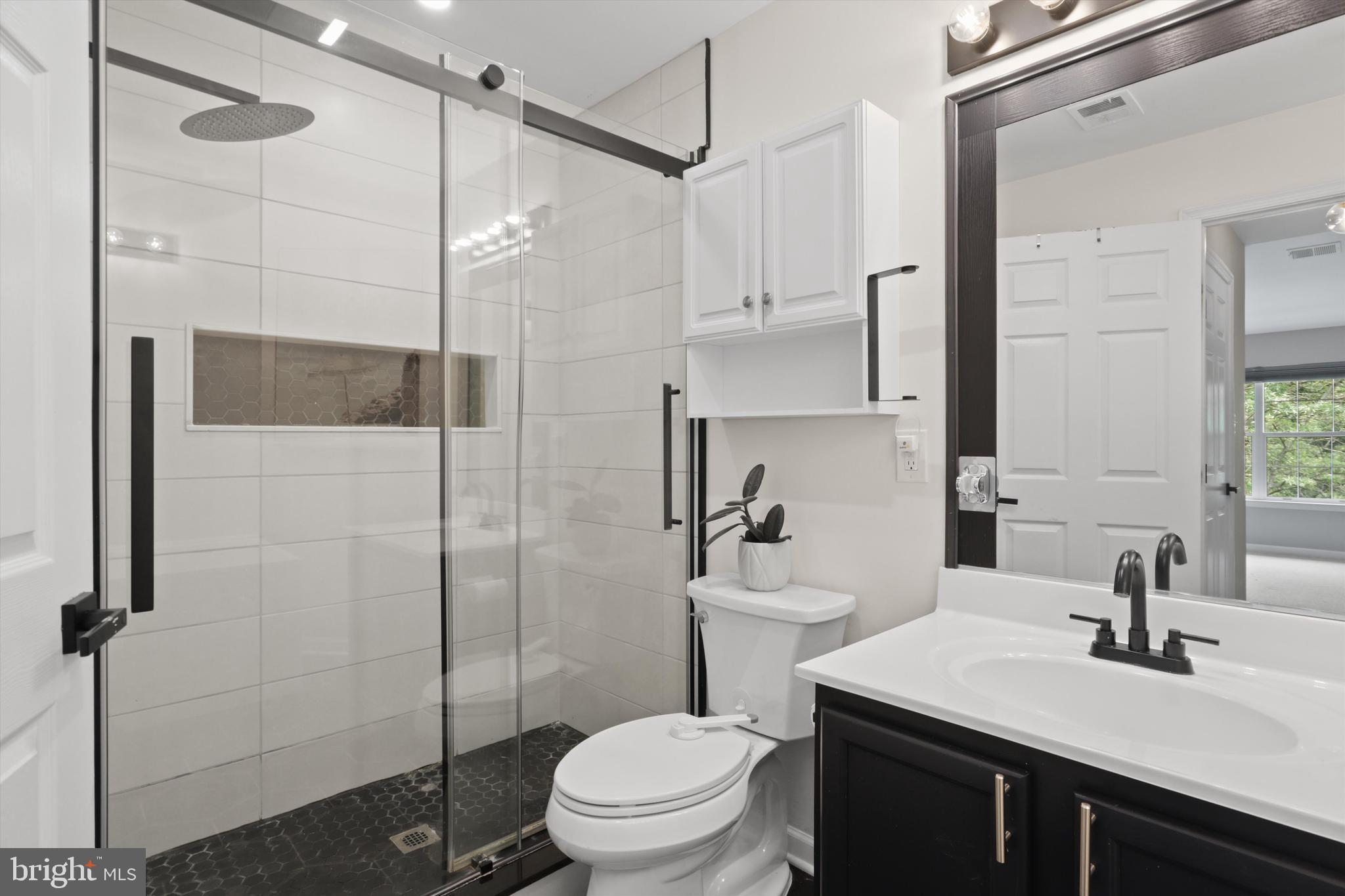 SUTTON RIDGE - Residential