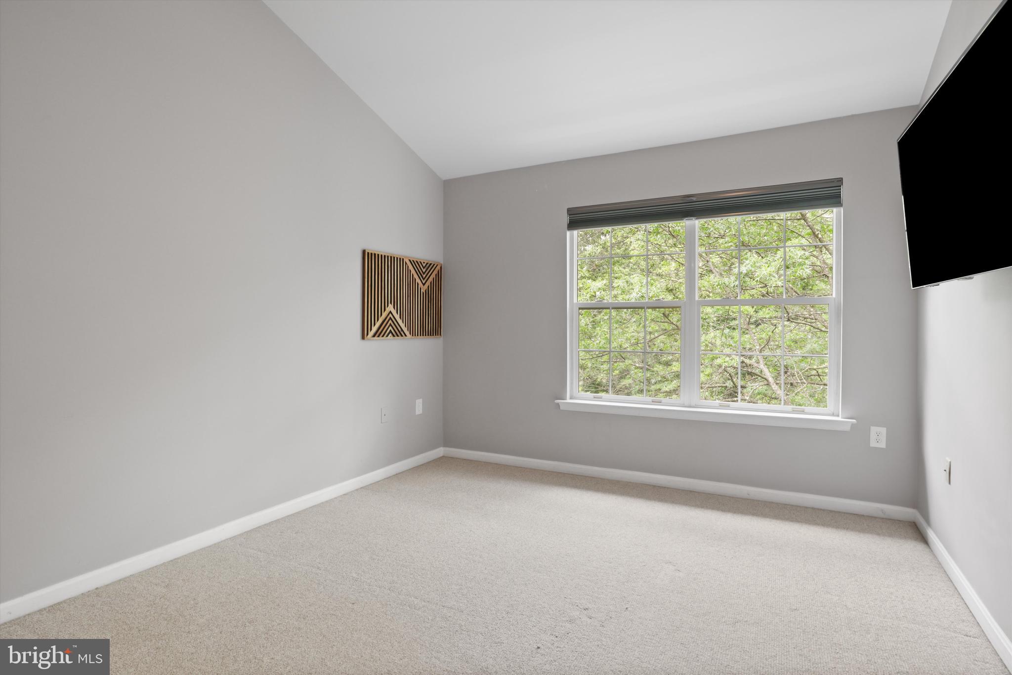 SUTTON RIDGE - Residential