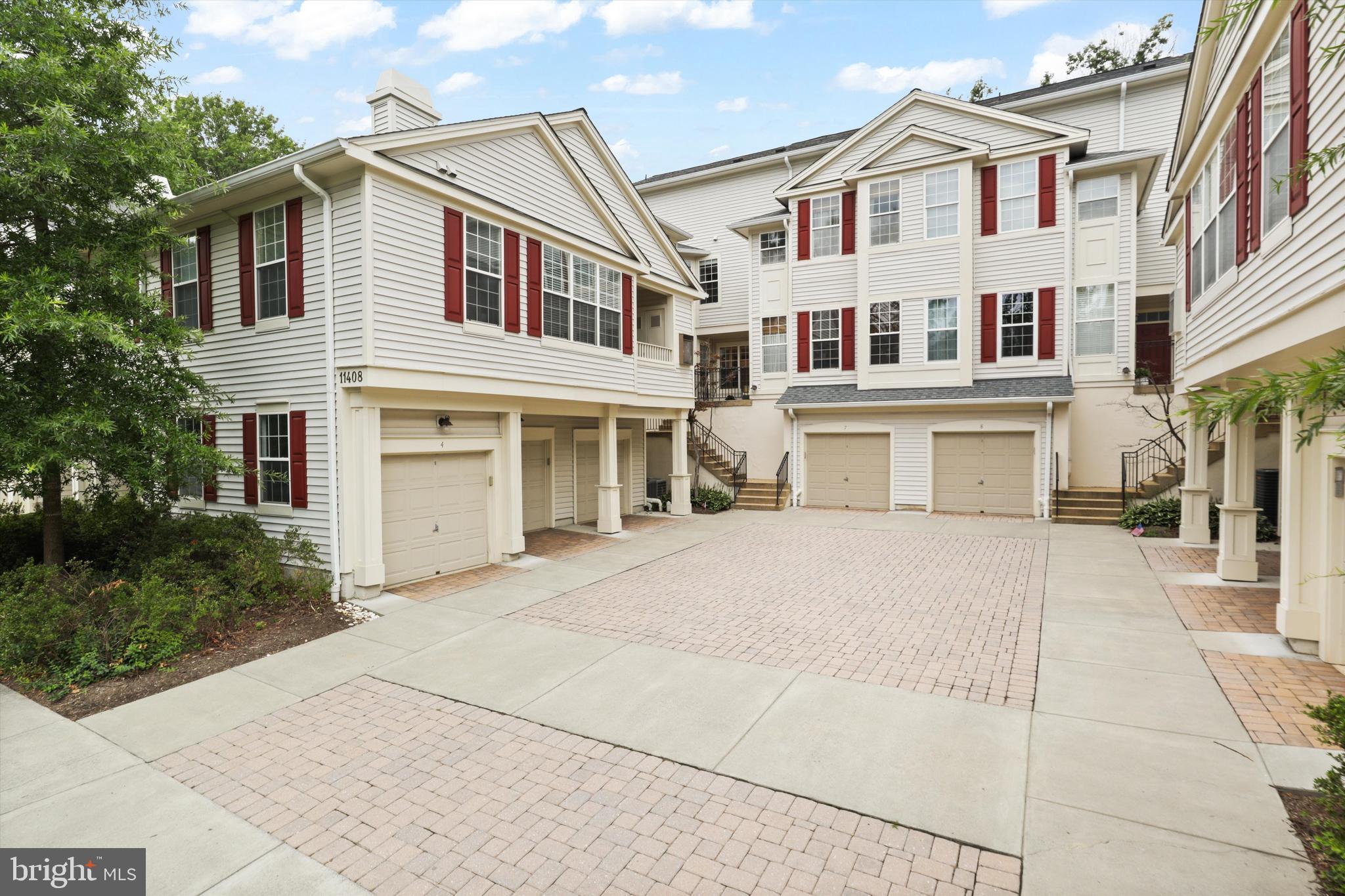 SUTTON RIDGE - Residential