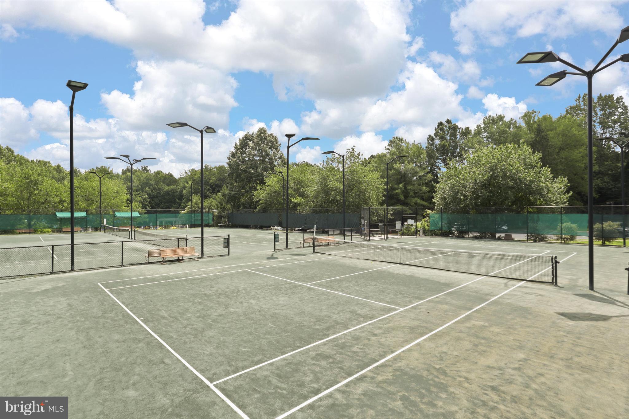 SUTTON RIDGE - Residential