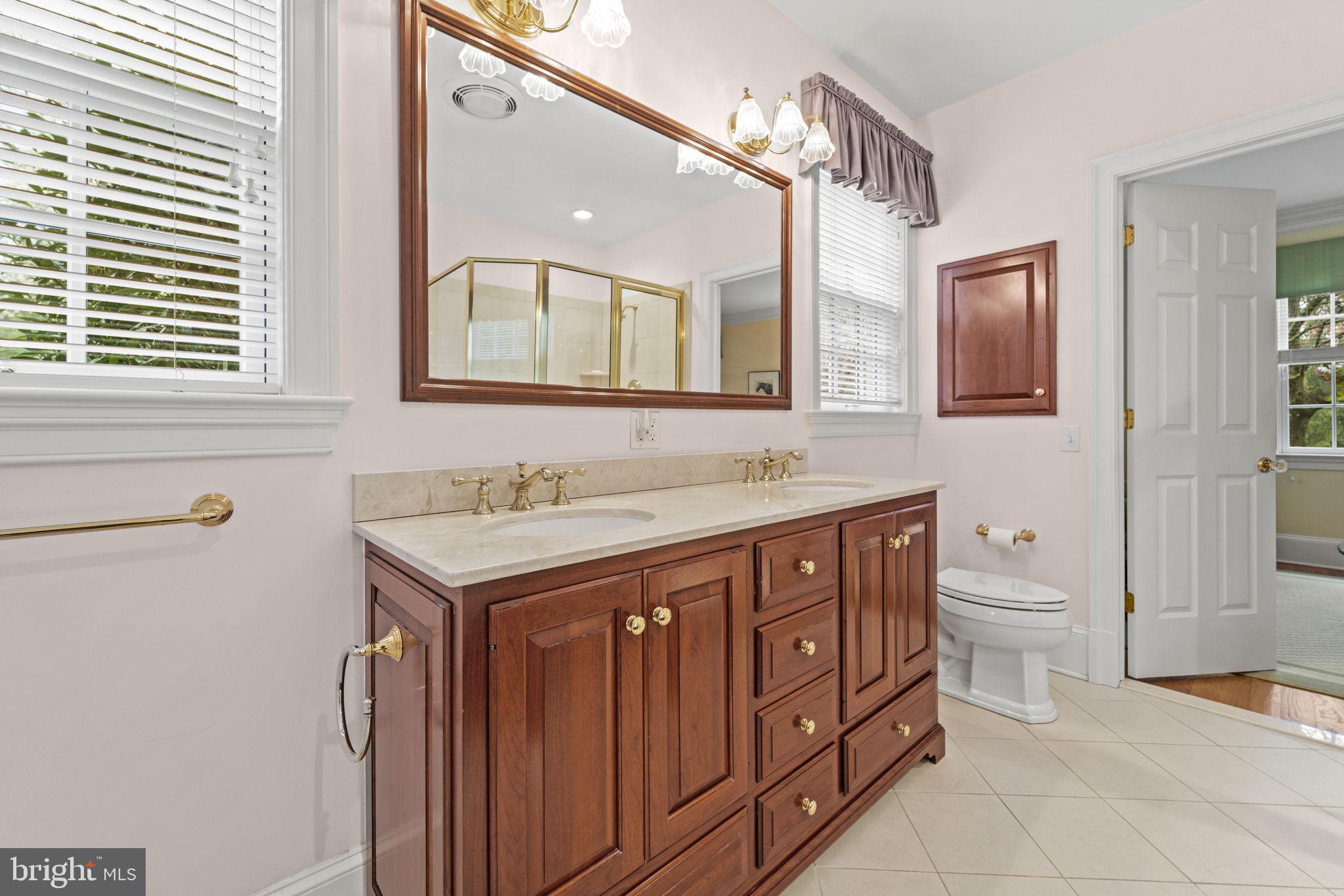 DARNESTOWN OUTSIDE - Residential