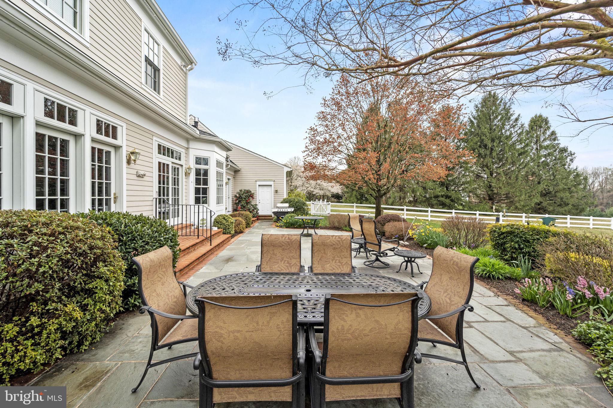 DARNESTOWN OUTSIDE - Residential