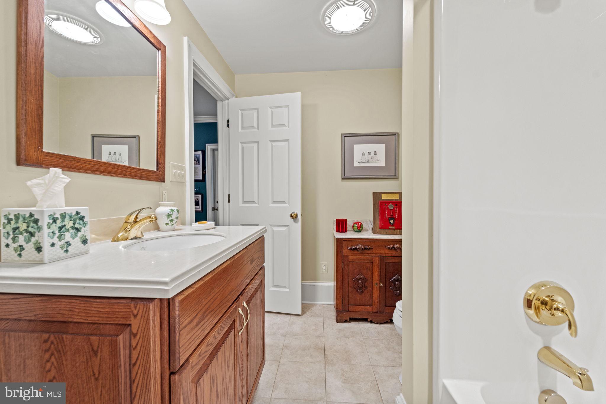 DARNESTOWN OUTSIDE - Residential