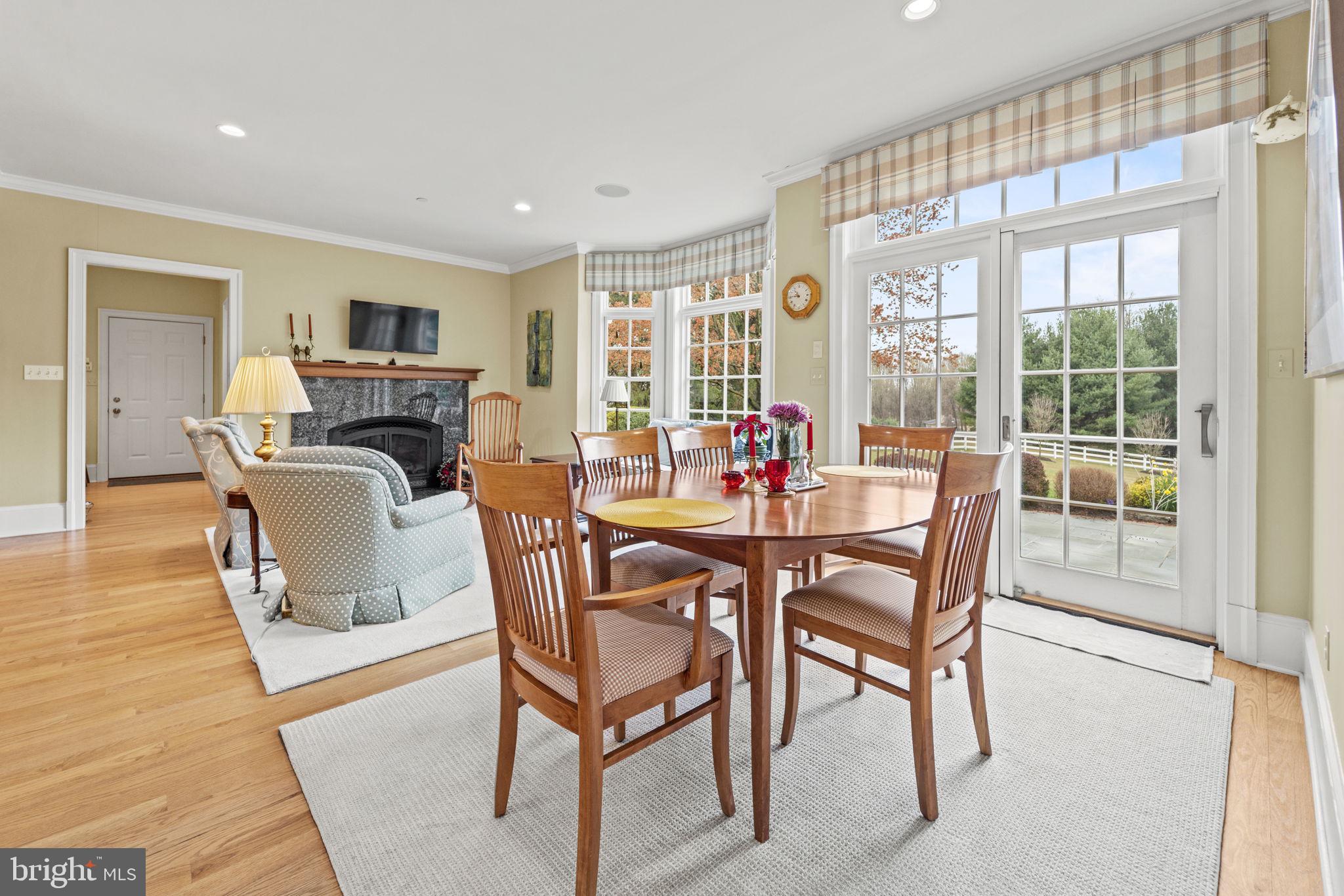 DARNESTOWN OUTSIDE - Residential