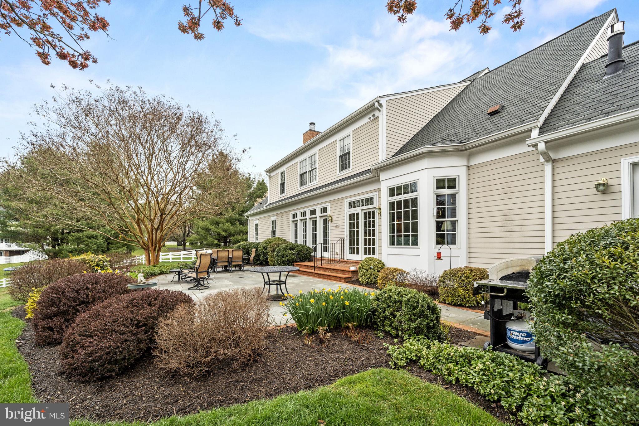 DARNESTOWN OUTSIDE - Residential