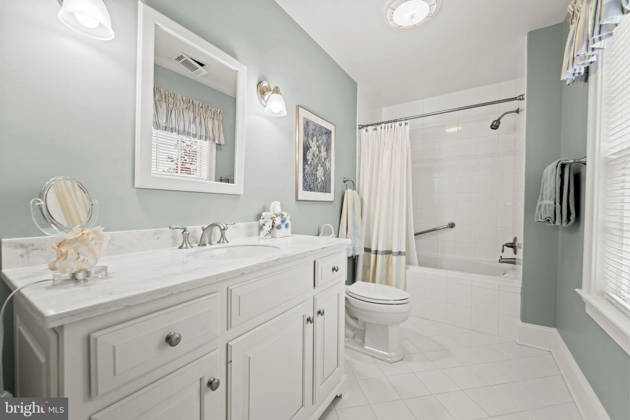 DARNESTOWN OUTSIDE - Residential