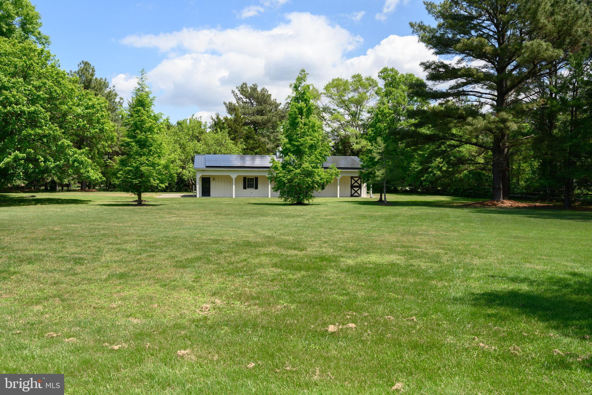 AVELEY FARM - Residential