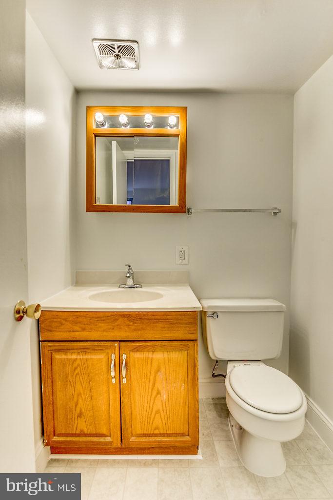 WOODBURN VILLAGE - Residential Lease