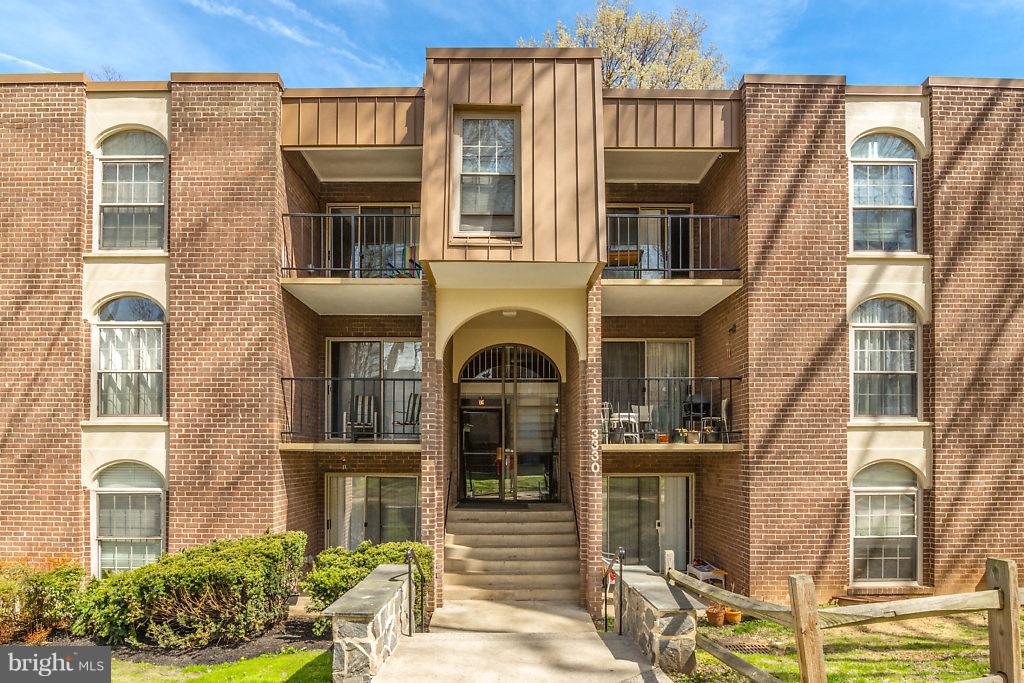 WOODBURN VILLAGE - Residential Lease