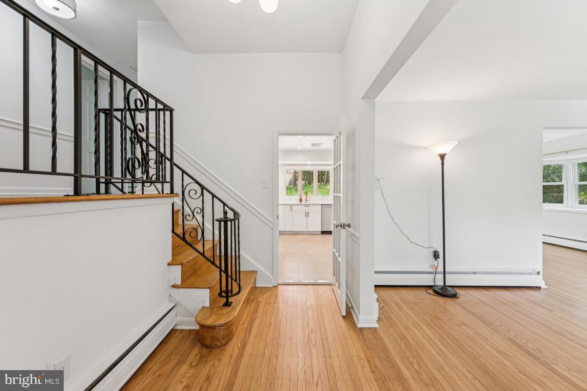551 BARTON LANE